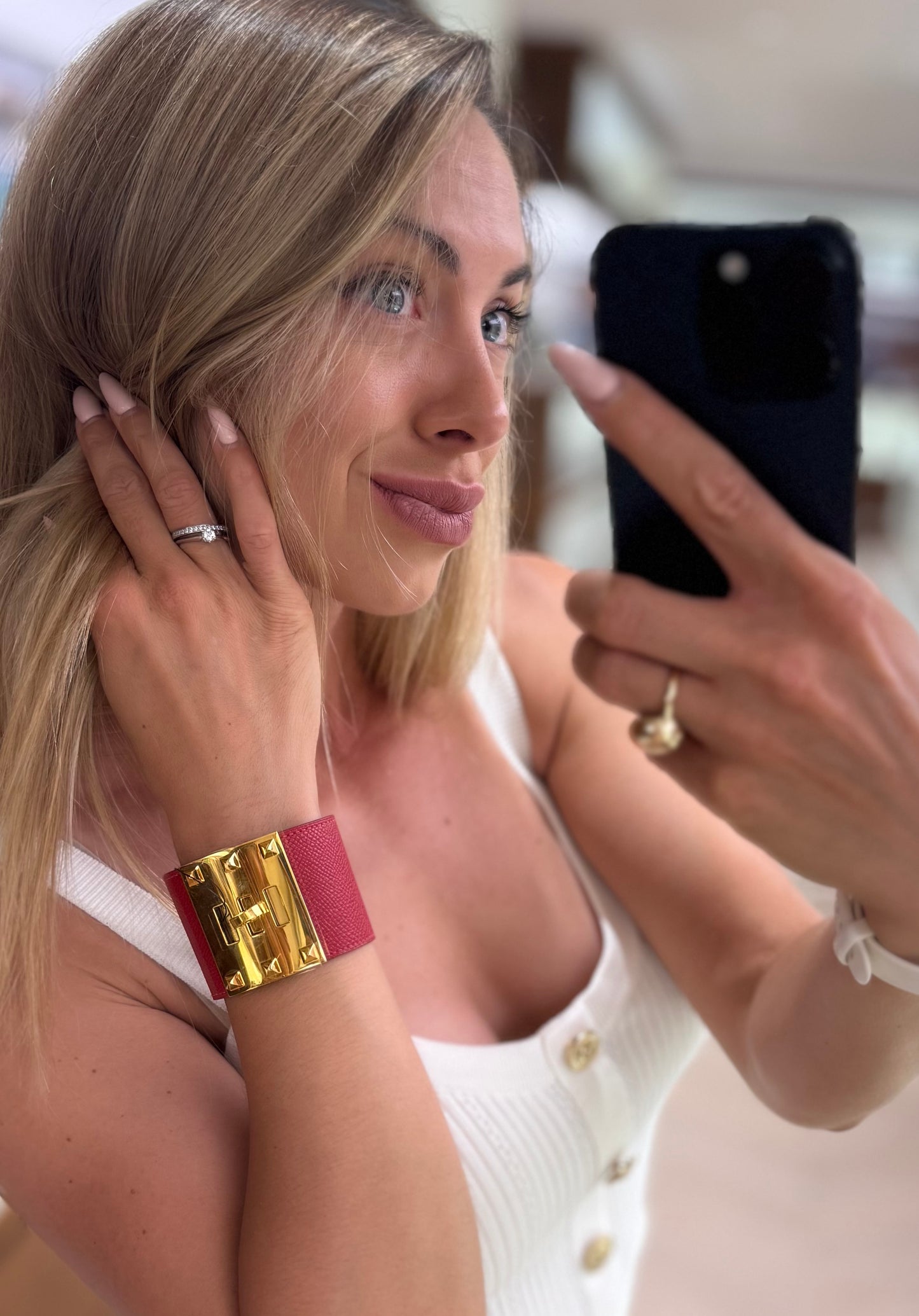 Pre-owned Certified Hermes Kelly Dog Extreme Bracelet in Red Epsom Leather with Golden Hardware, Size S, w/ box