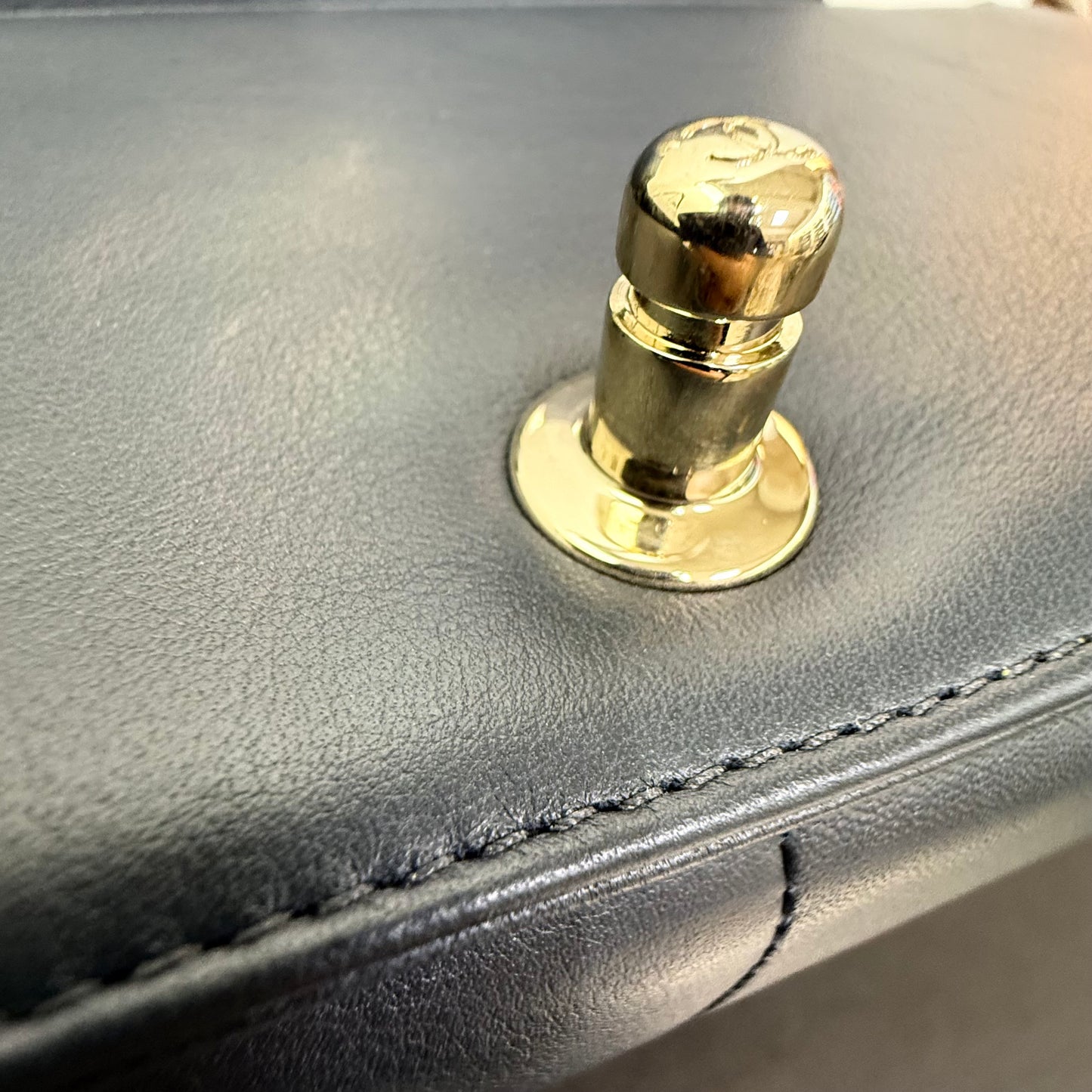 Pre-owned Chanel Medium Boy Bag Dark Grey Calfskin with Golden Hardware, 2019-2020, Full Set