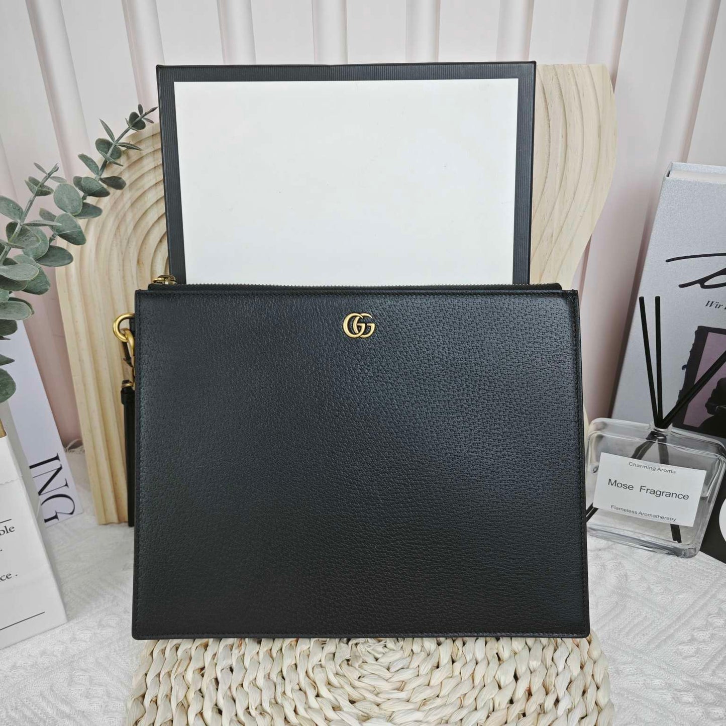 Pre-owned Brand New Gucci Black Calfskin Pouch / Clutch, full set