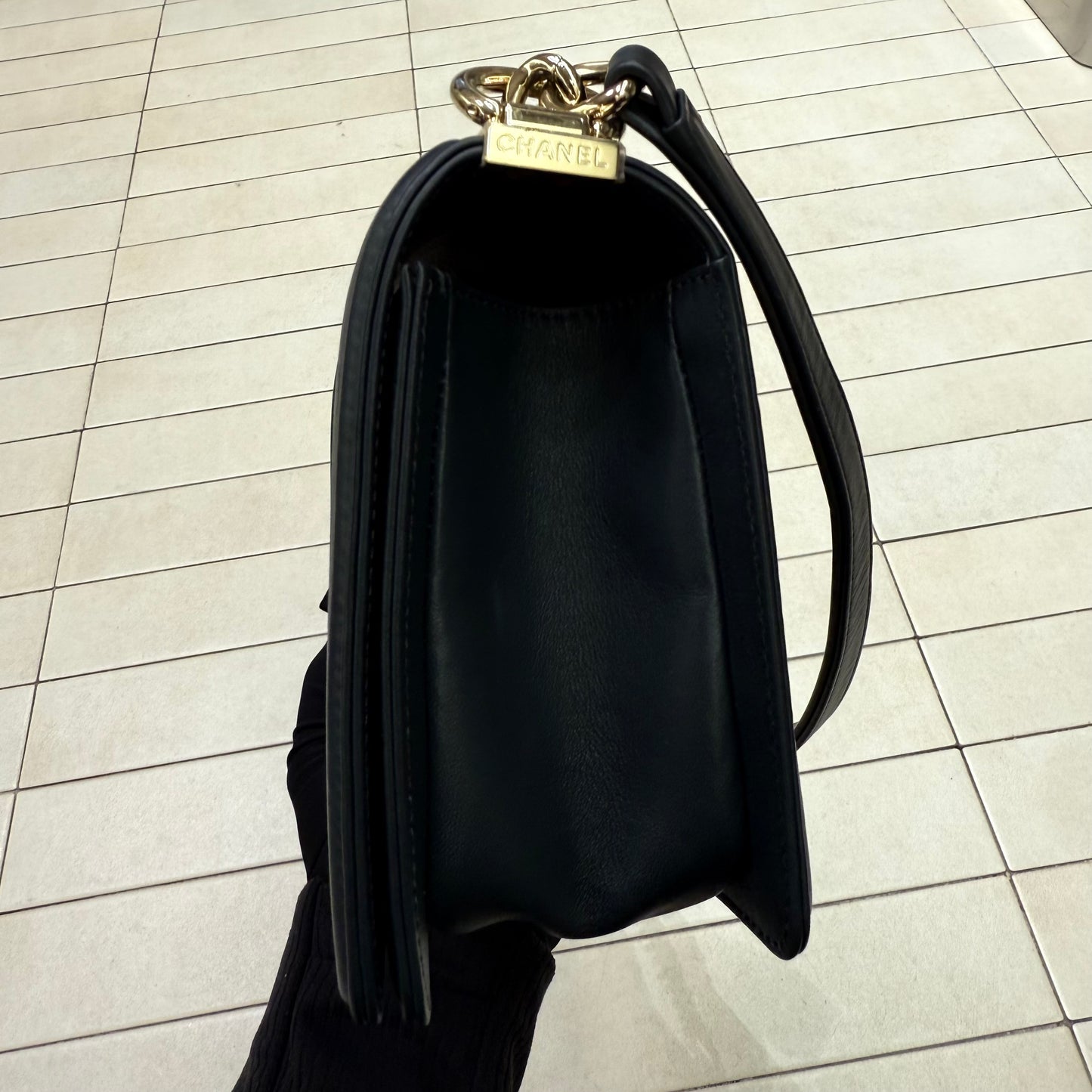 Pre-owned Chanel Medium Boy Bag Dark Grey Calfskin with Golden Hardware, 2019-2020, Full Set