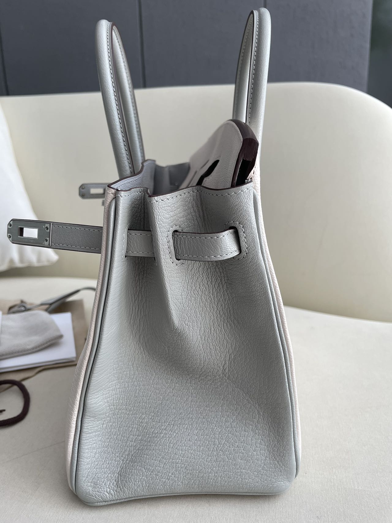 Pre-owned Certified Special Order Hermes Birkin 25 Bi-colored Nata with Gris Perle Chevre with Brushed Silver Hardware, 2023, Full Set