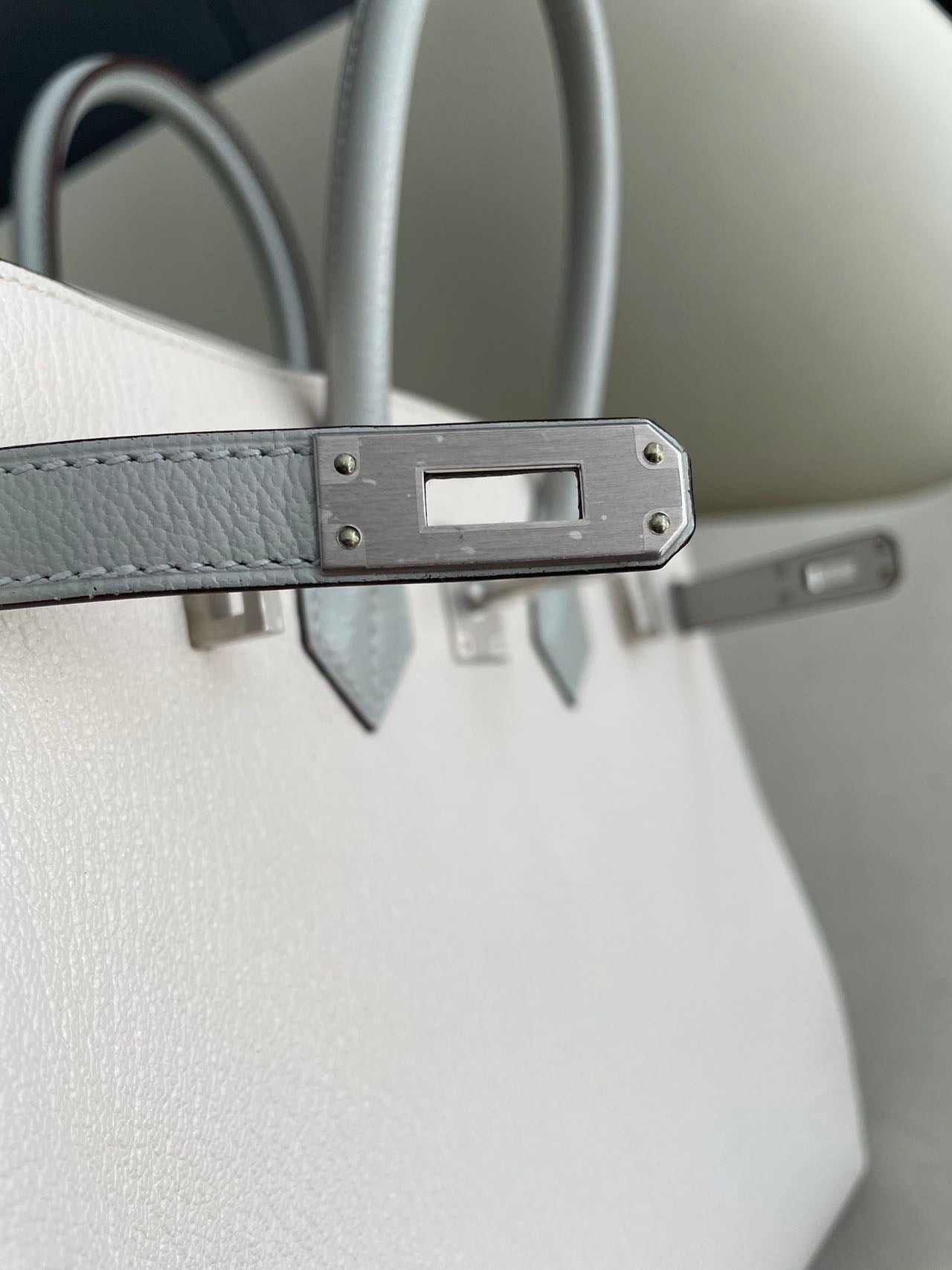 Pre-owned Certified Special Order Hermes Birkin 25 Bi-colored Nata with Gris Perle Chevre with Brushed Silver Hardware, 2023, Full Set