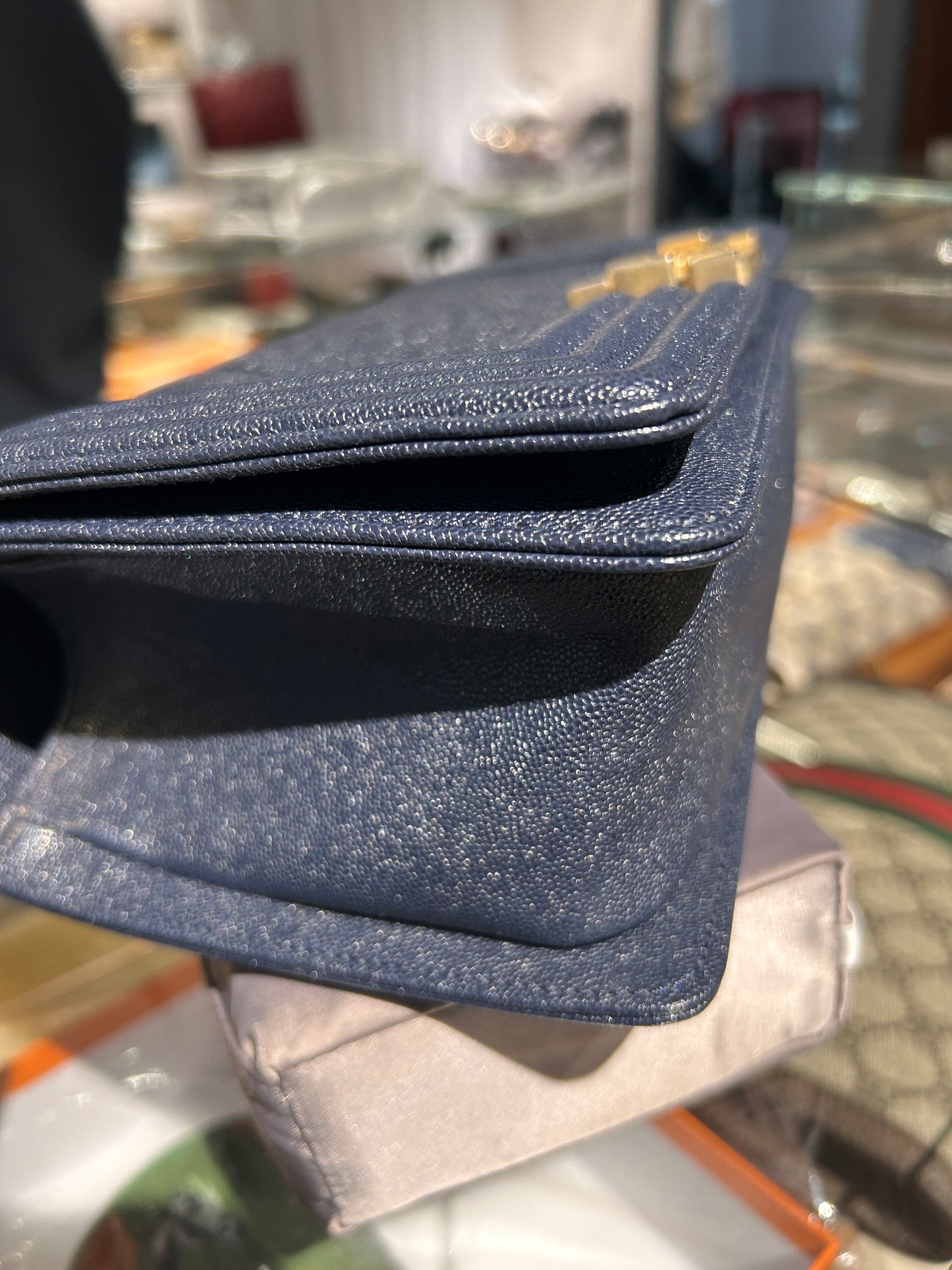 Pre-owned Chanel Le Boy Medium Navy Blue Caviar Leather Golden Hardware, mid-2019, Full Set
