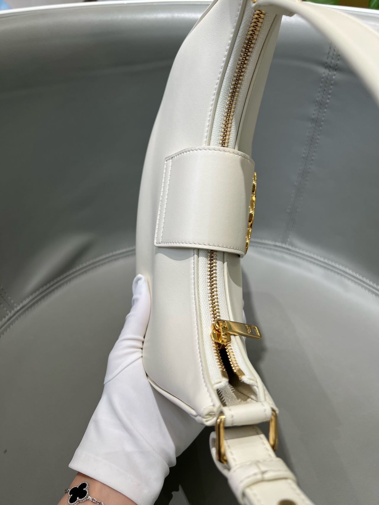 Pre-owned Certified Celine Medium Ava Triomphe Bag in White Calfskin with Golden Hardware, w/ dust bag