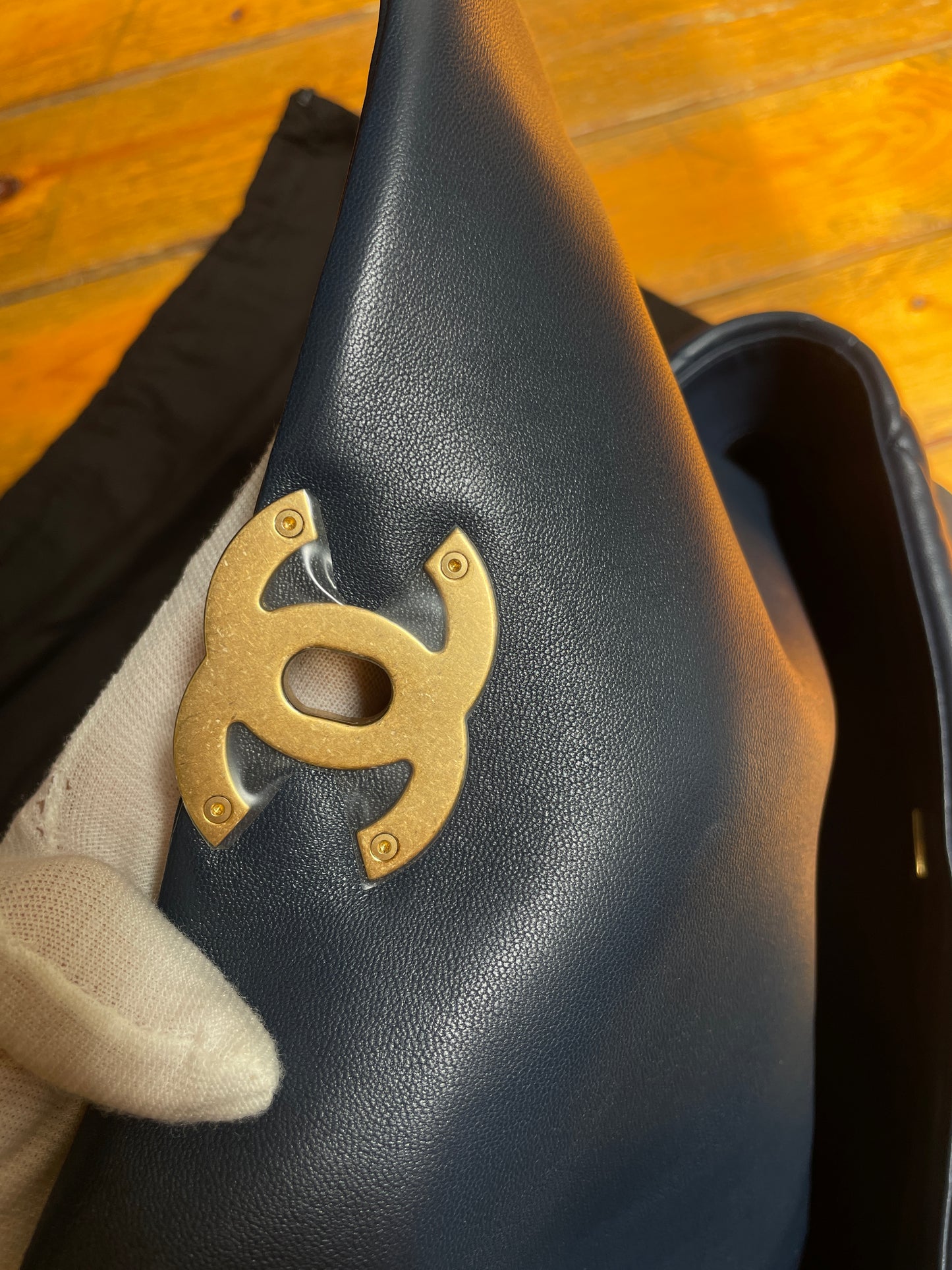 Pre-owned Certified Chanel 19Bag Medium / Large Navy Blue with Golden Hardware, Microchipped, Full Set