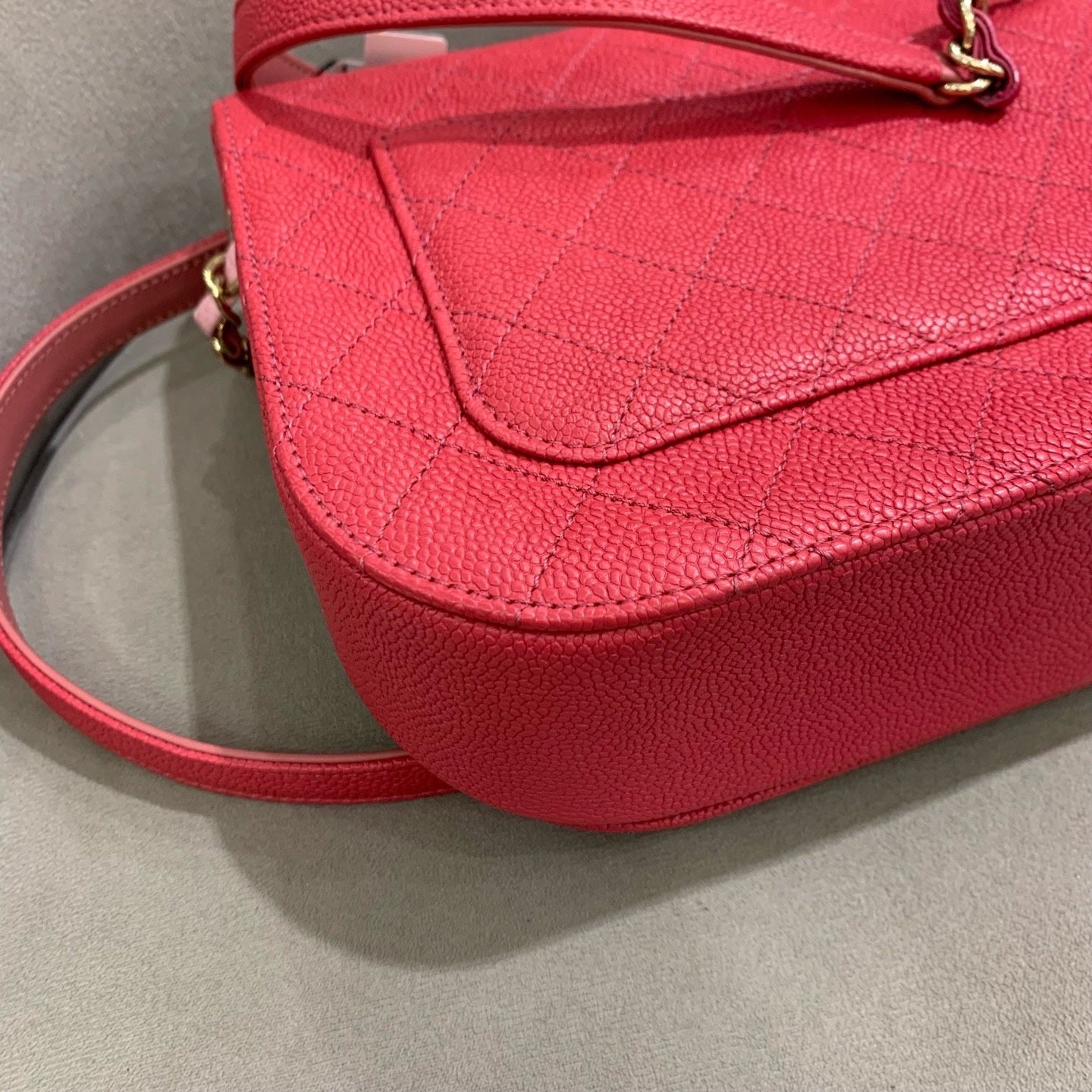 Pre-owned Certified Chanel Coco Cuba Flap Top Handle Coral Red Caviar Leather Golden Hardware, 2018, w/ Chanel box, dust bag