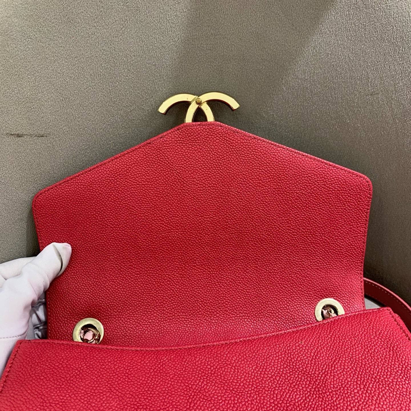 Pre-owned Certified Chanel Coco Cuba Flap Top Handle Coral Red Caviar Leather Golden Hardware, 2018, w/ Chanel box, dust bag