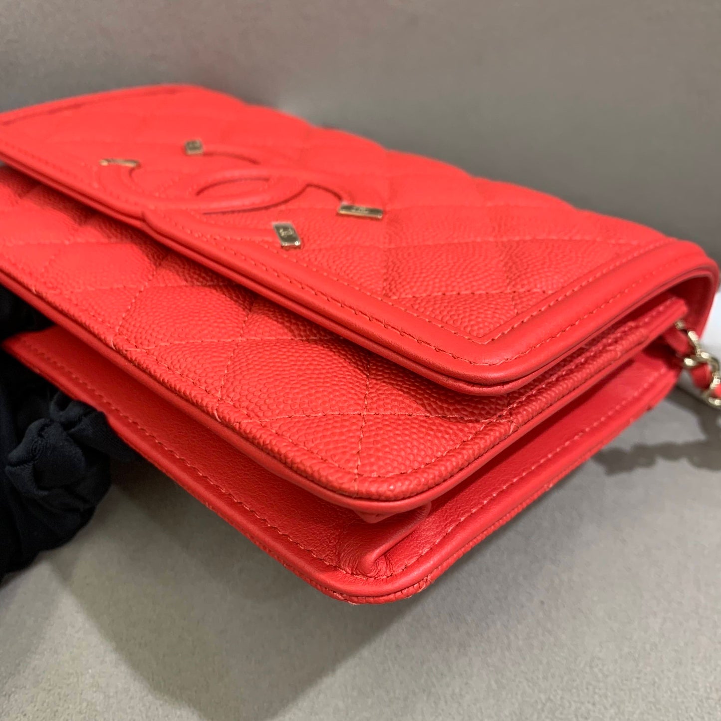 Pre-owned Certified Chanel Filigree WOC Wallet On Chain Red Caviar Leather Golden Hardware, 2019-2020 Like New, w/ dust bag, Chanel card