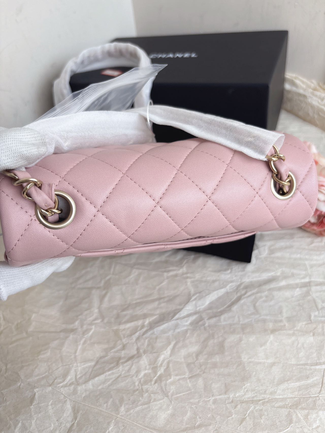 Pre-owned Certified Chanel Mini Single Chain Flap in Pink Lambskin with Golden Hardware, 2014-2015, w/ full set