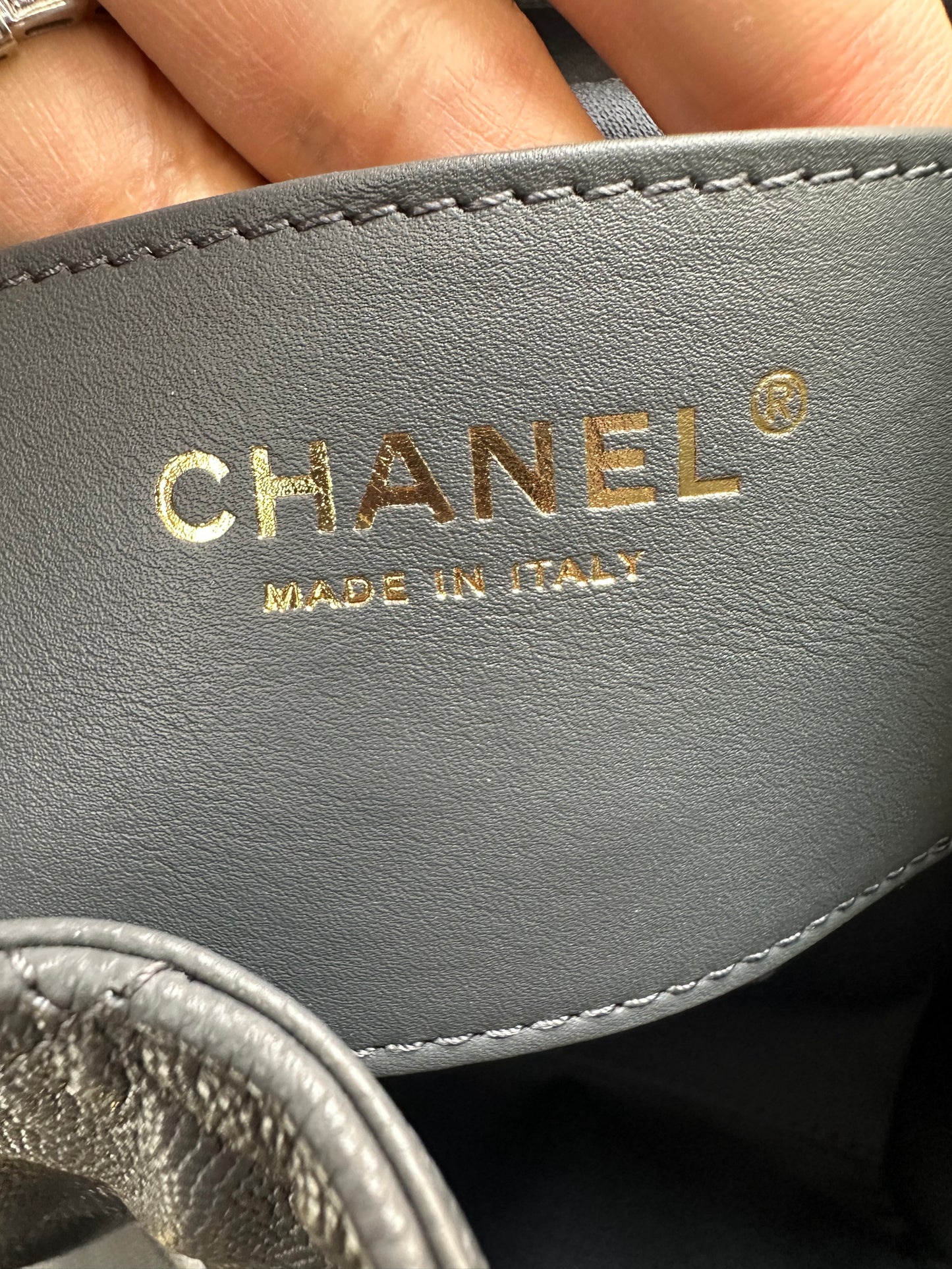 Pre-owned Certified Chanel Small 25Bag in Grey Caviar Leather with Golden Hardware, 2025 Microchipped, w/ Dust bag, Microchip