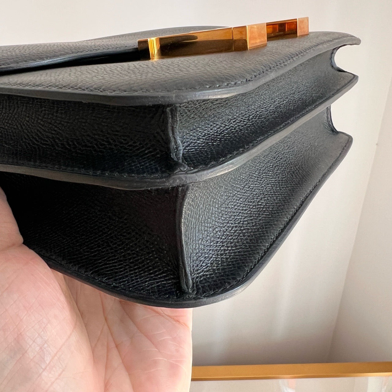 Pre-owned Constance 24 Black Epsom Rose Gold Hardware, 2018, w/ dust bag