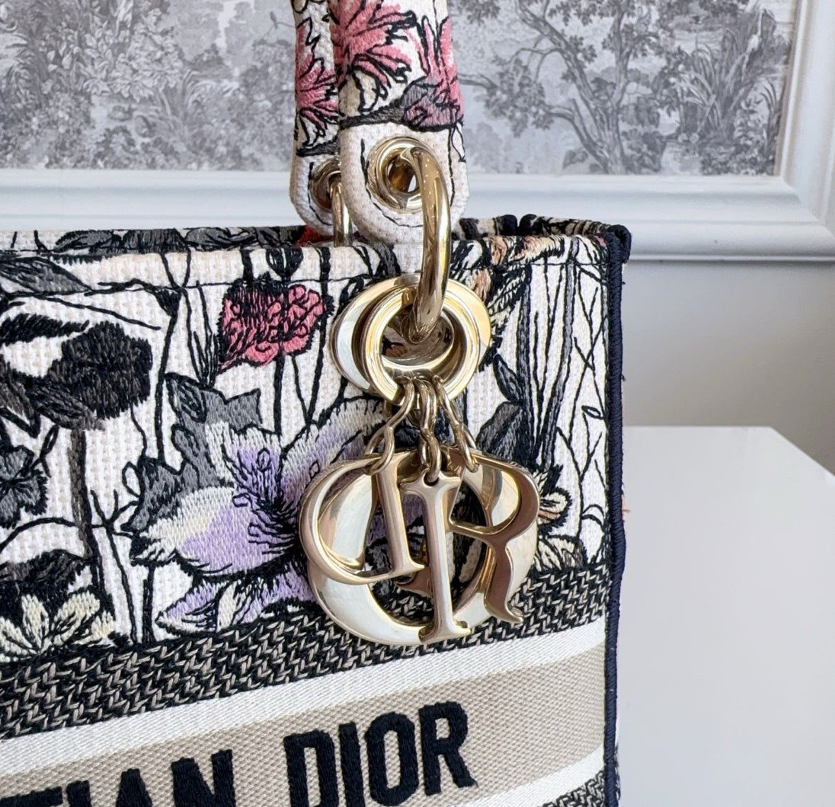Pre-owned Certified Dior Medium Lady D-Lite Floral Embroidered Canvas, 2020, w/ dust bag, strap