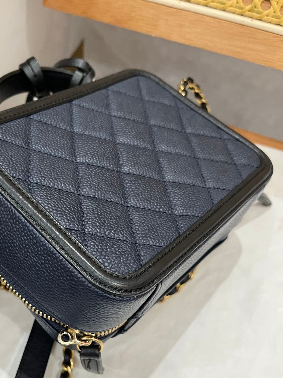 Pre-owned Certified Chanel Filigree Vanity Top Handle Navy Blue Caviar Leather Golden Hw, 2016, w/ Chanel card, dust bag, lock & key