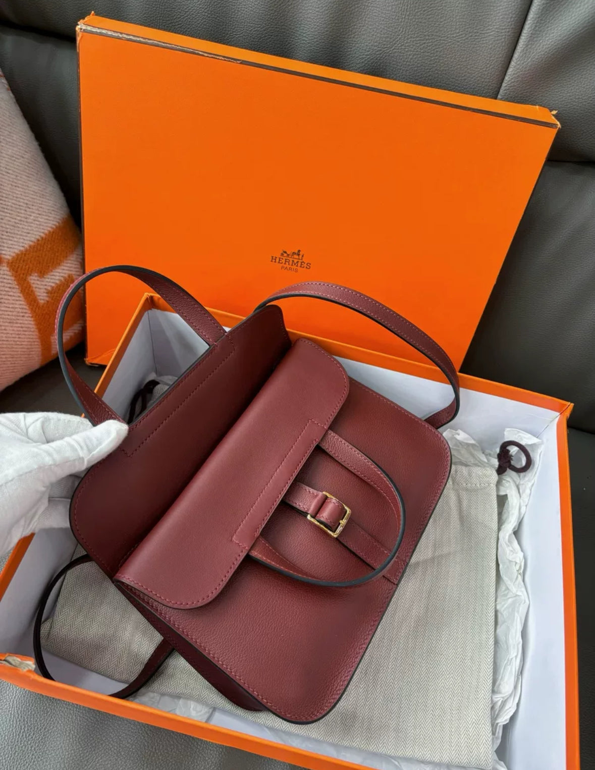 Pre-owned Halzan 25 57 Bordeaux Evercolor Leather Golden Hw, 2020 (Y Stamp), Full Set