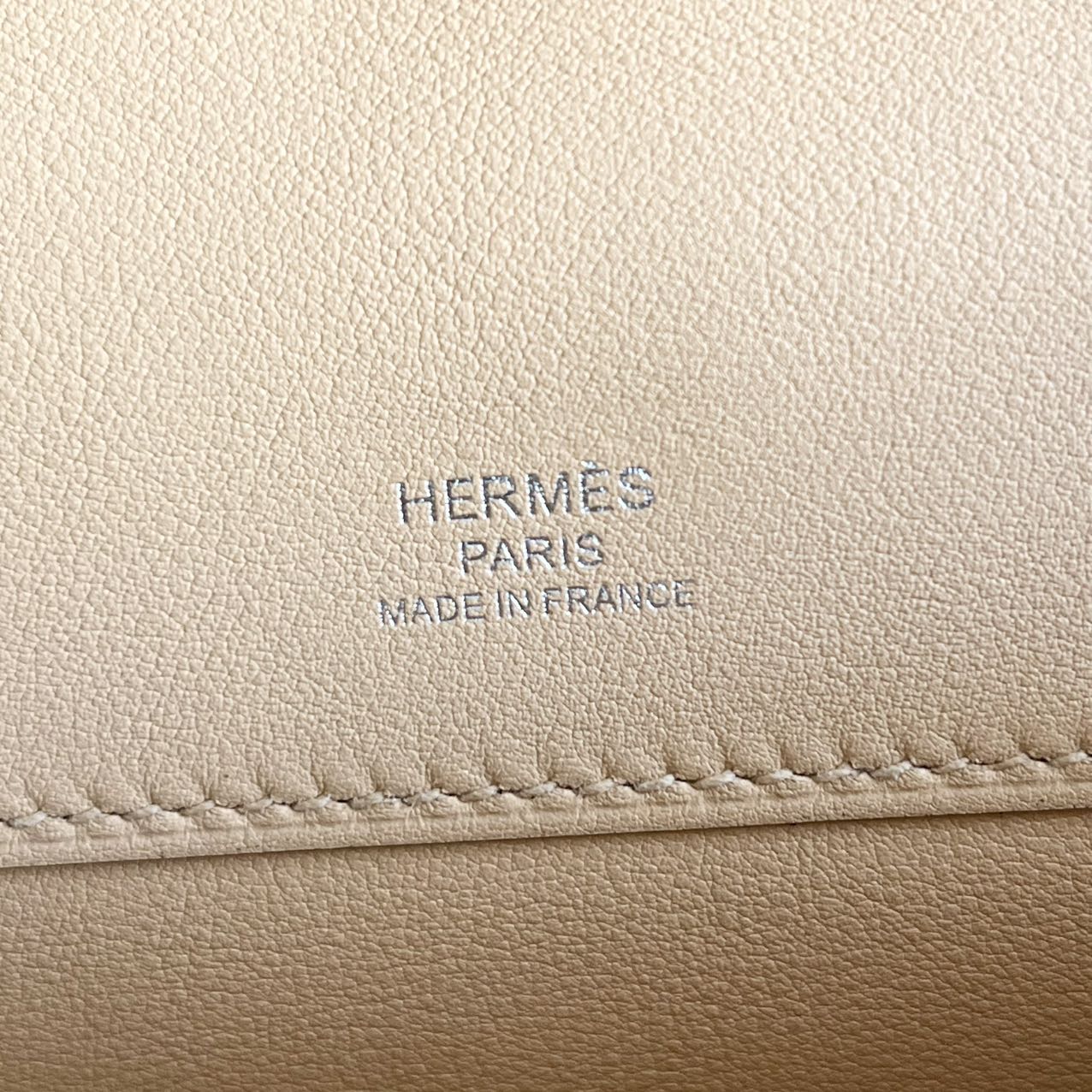 Pre-owned Certified Hermes Kelly Cut in 21 Naturel-Sable Swift Leather with Silver Hardware, 2016, w/ Dust bag