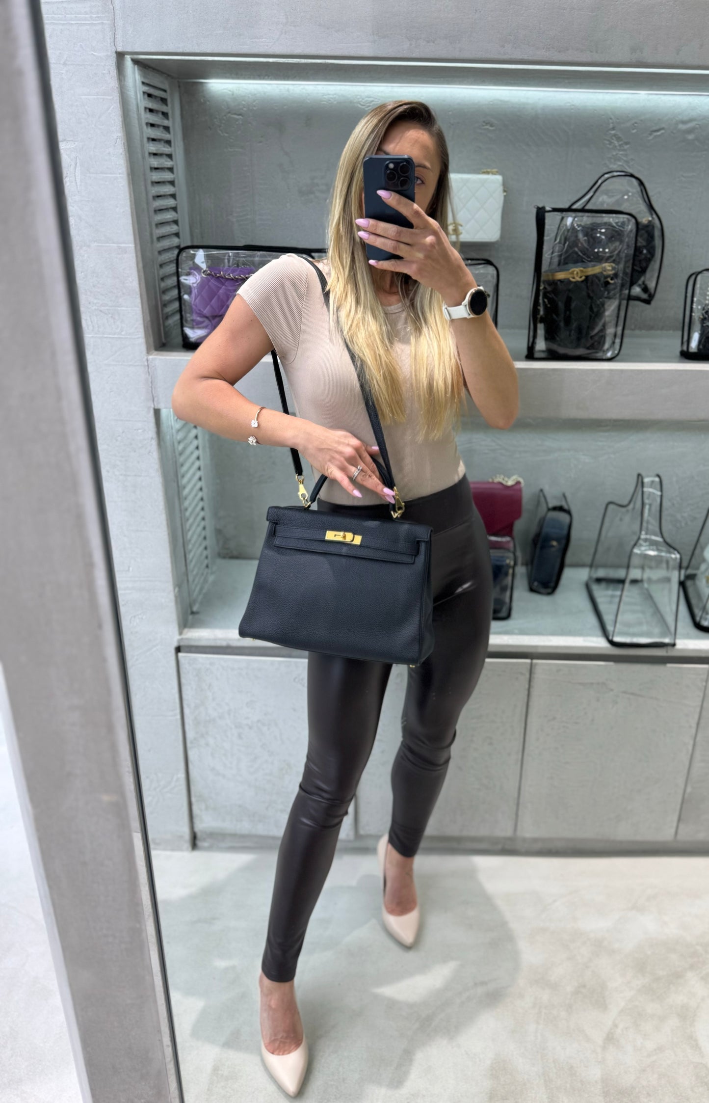 Pre-owned Hermes Kelly 32 Black Togo Leather Golden Hardware, 2018 (C stamp), w/ lock&key with clochette, dust bag