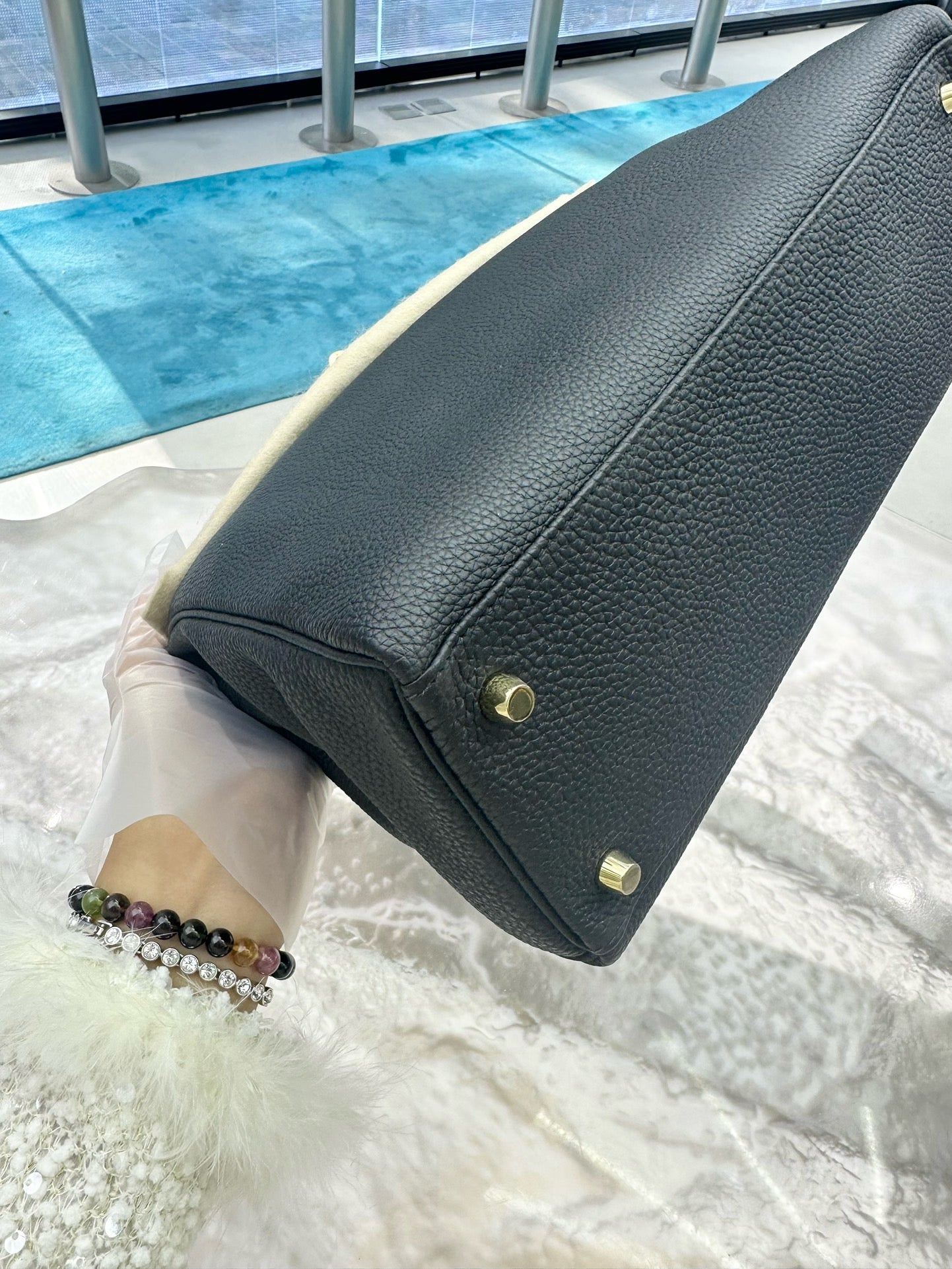 Pre-owned Hermes Kelly 32 Black Togo Leather Golden Hardware, 2018 (C stamp), w/ lock&key with clochette, dust bag