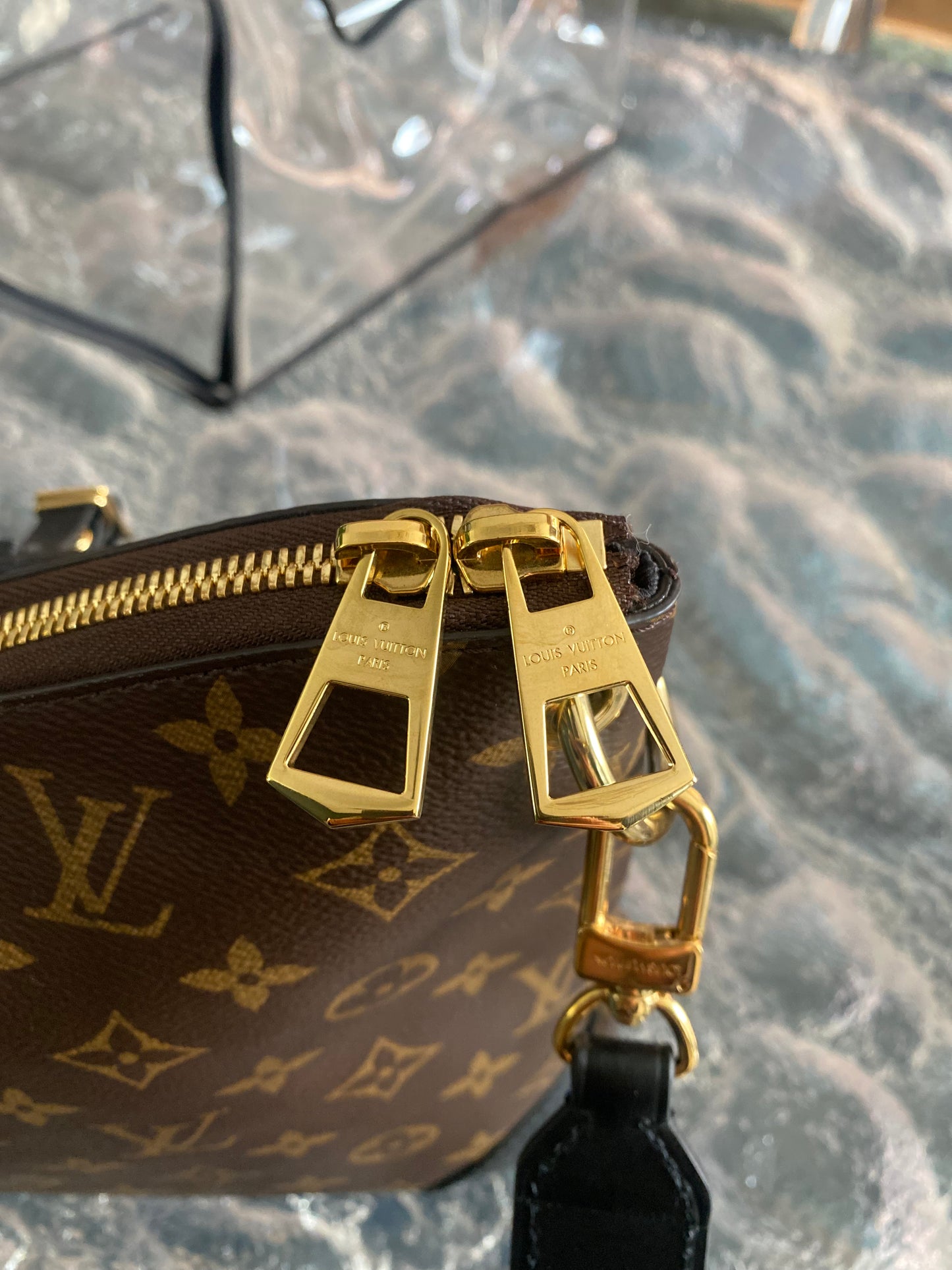 Pre-owned LV Louis Vuitton Odeon PM Monogram with Black Leather Accents, 2020, Full Set
