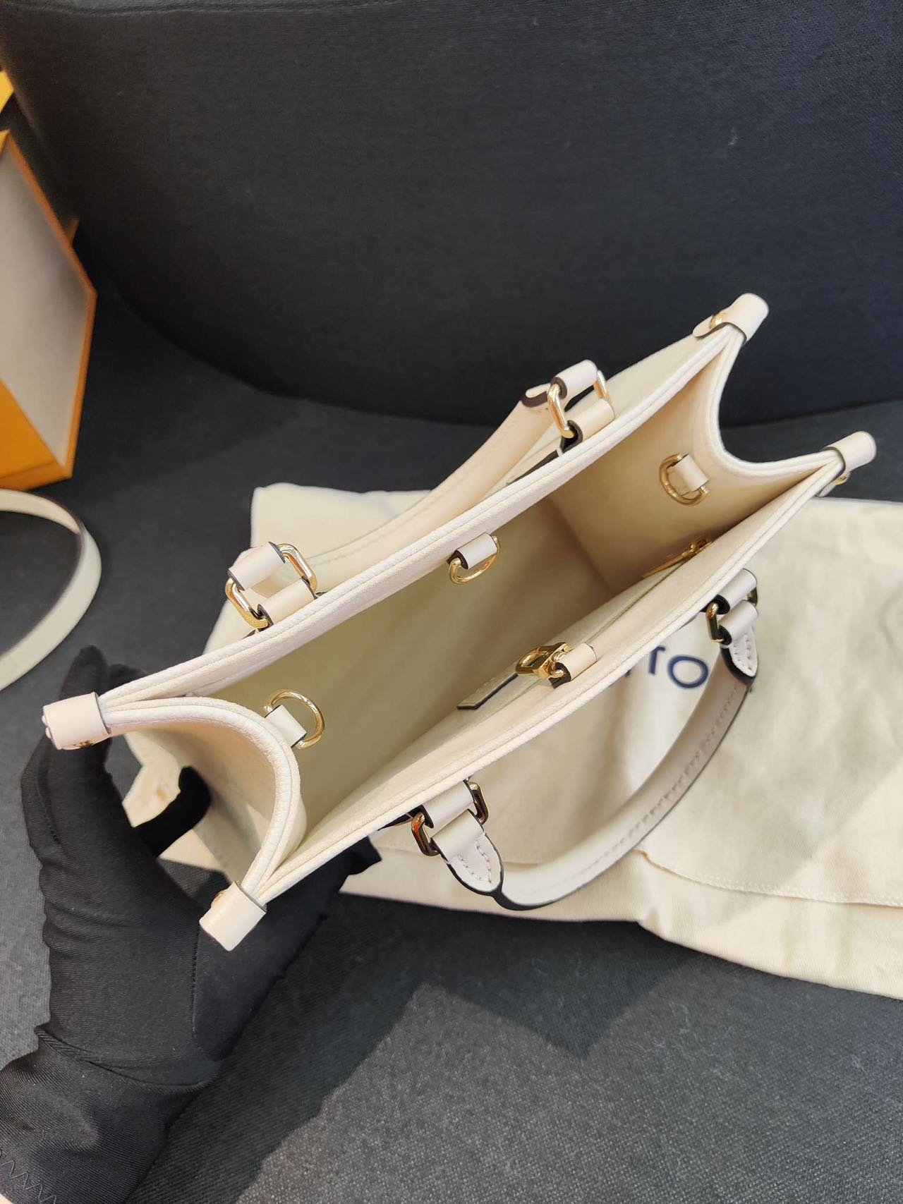 Pre-owned Certified LV Louis Vuitton OnTheGo PM in Cream White Monogram Empreinte Leather with Golden Hardware, 2024 Microchipped, w/full set