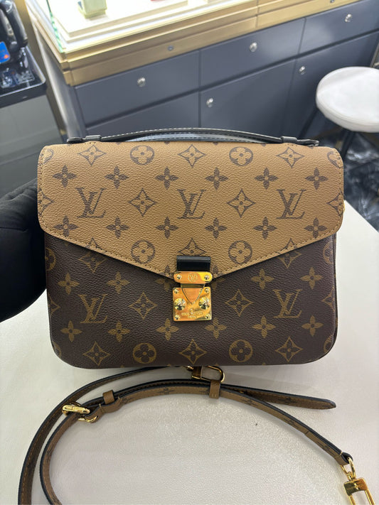 Pre-owned Certified Louis Vuitton LV Pochette Metis Reverse Monogram Coated Canvas, 2020, w/ dust bag, strap