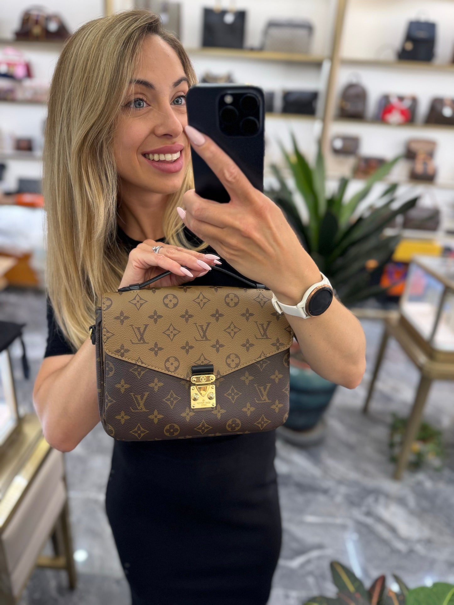 Pre-owned Certified Louis Vuitton LV Pochette Metis Reverse Monogram Coated Canvas, 2020, w/ dust bag, strap