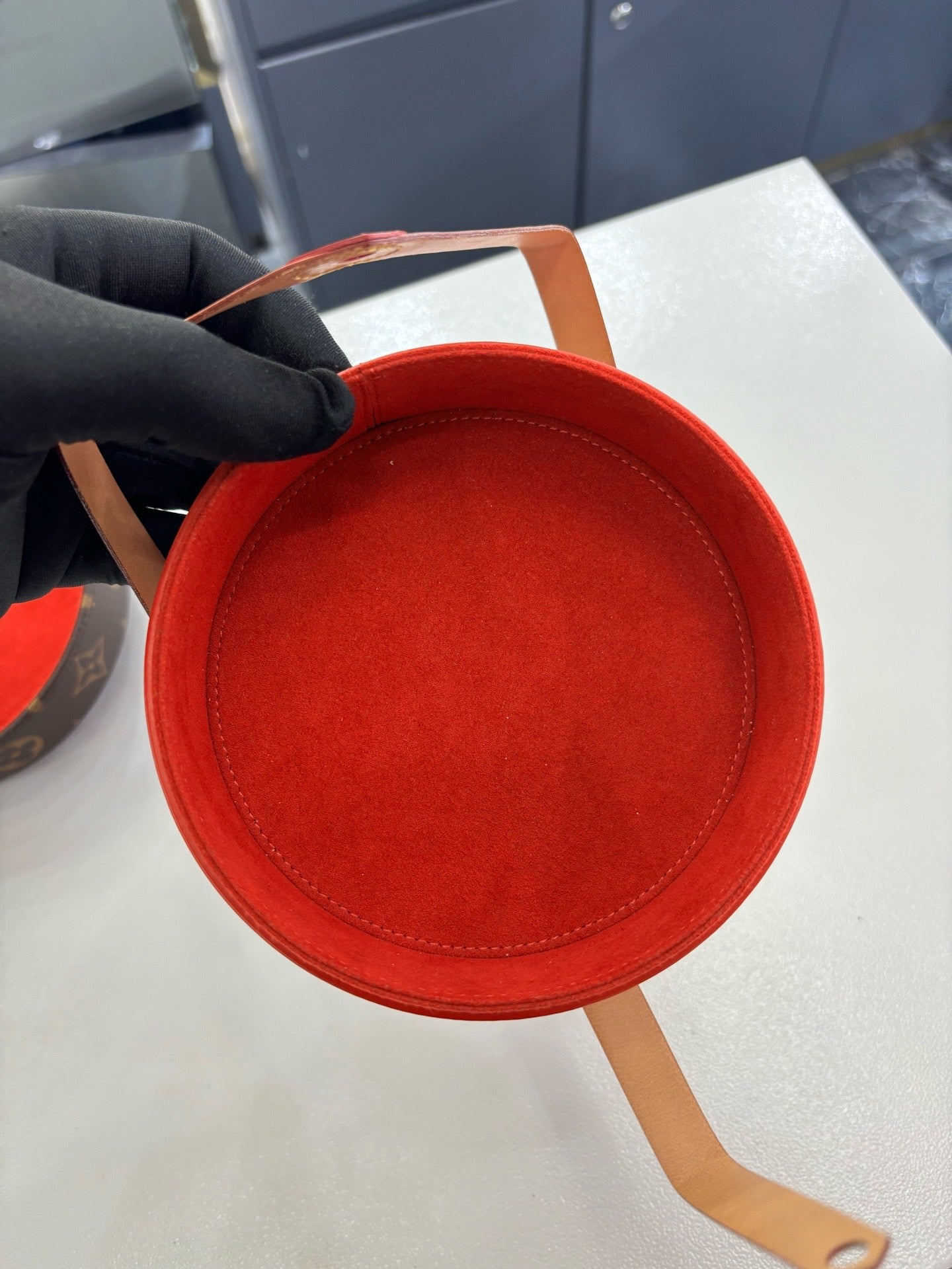 Pre-owned Certified Louis Vuitton LV Round Jewellery Box in Monogram with Red Calfskin, 2019, w/ lock&key, dust bag
