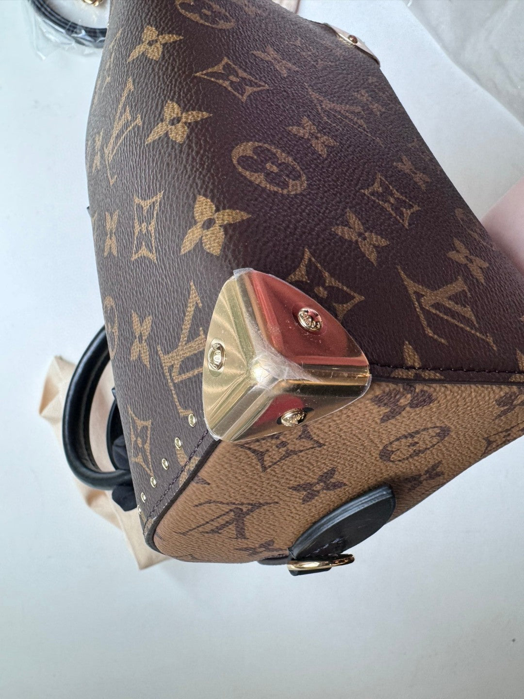 Pre-owned Certified Louis Vuitton LV Special Edition Speedy 20 Trunk Monogram Reverse with Golden Hardware, Not Used, w/ dust bag, strap, lock & key