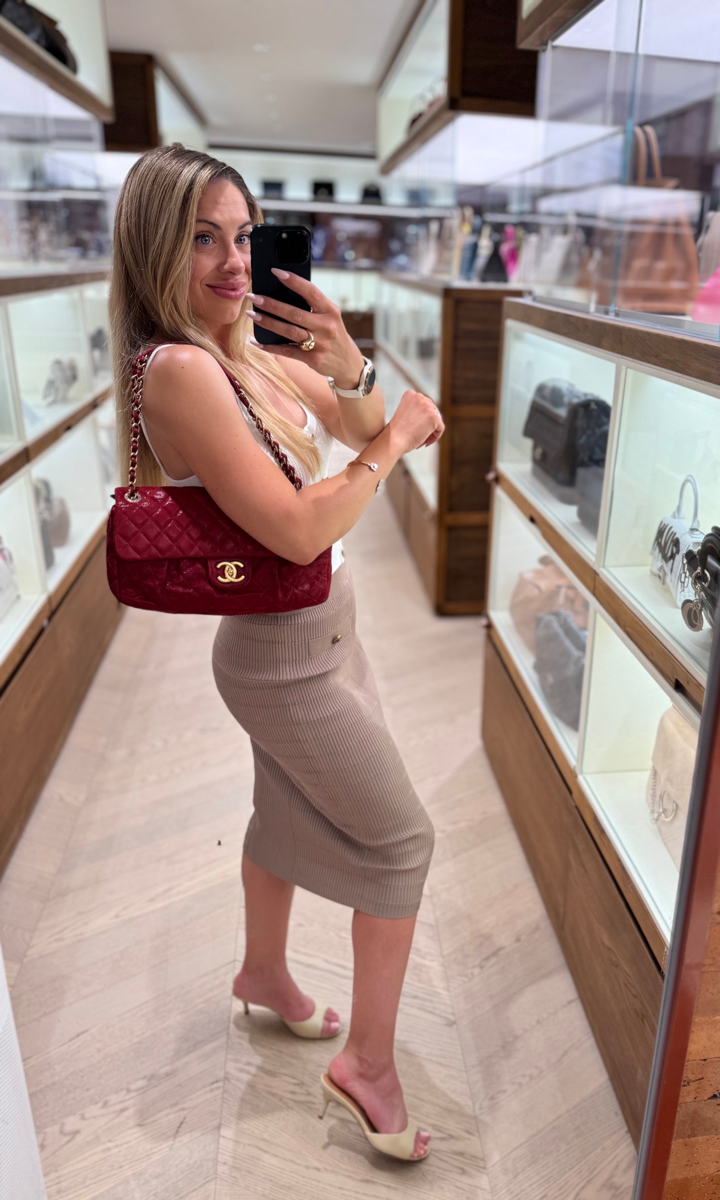 Pre-owned Certified Chanel Chic Quilt Soft Flap Bag Red Shiny Calfskin with Golden Hardware, 2011-2012, w/ dust bag