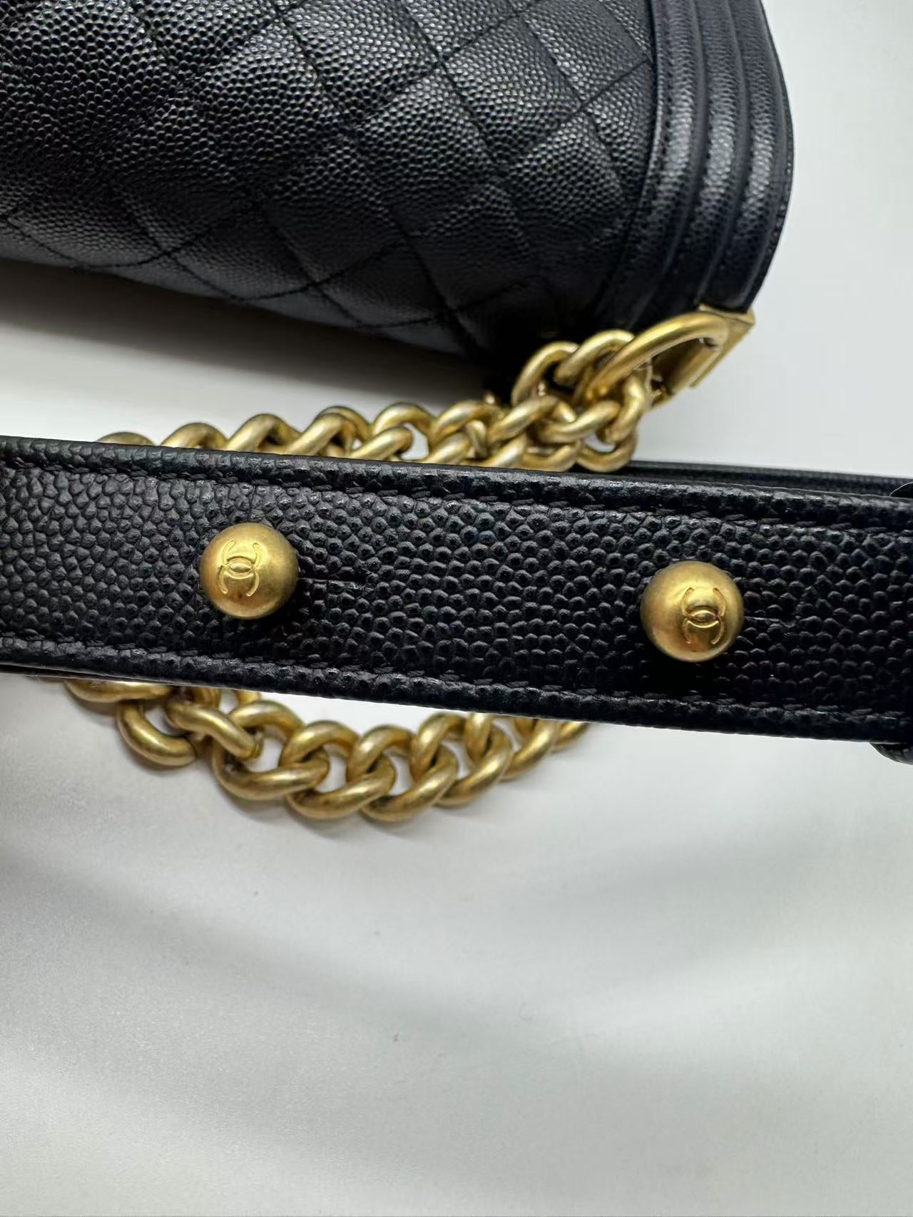 Pre-owned Certified Chanel Medium Boy Bag in Black Caviar Leather with Golden Hardware, 2020, w/ Full set