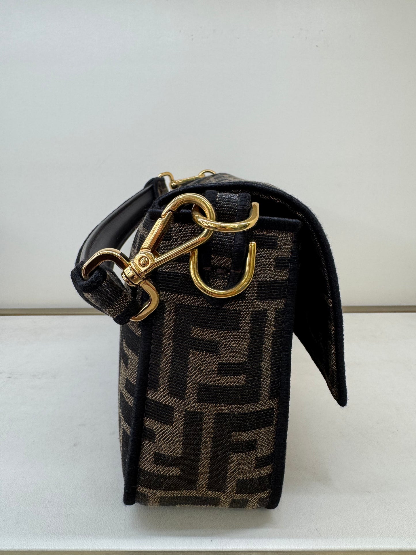 Pre-owned Certified Fendi Baguette Medium Zucca Monogram Canvas, w/ strap, top handle, dust bag