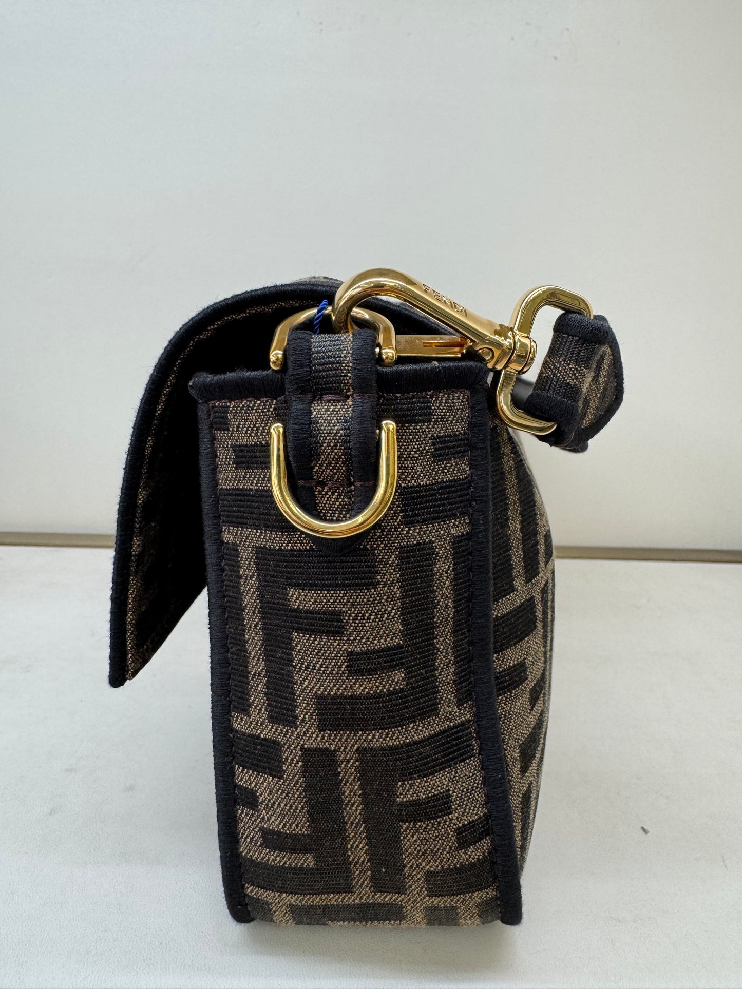 Pre-owned Certified Fendi Baguette Medium Zucca Monogram Canvas, w/ strap, top handle, dust bag