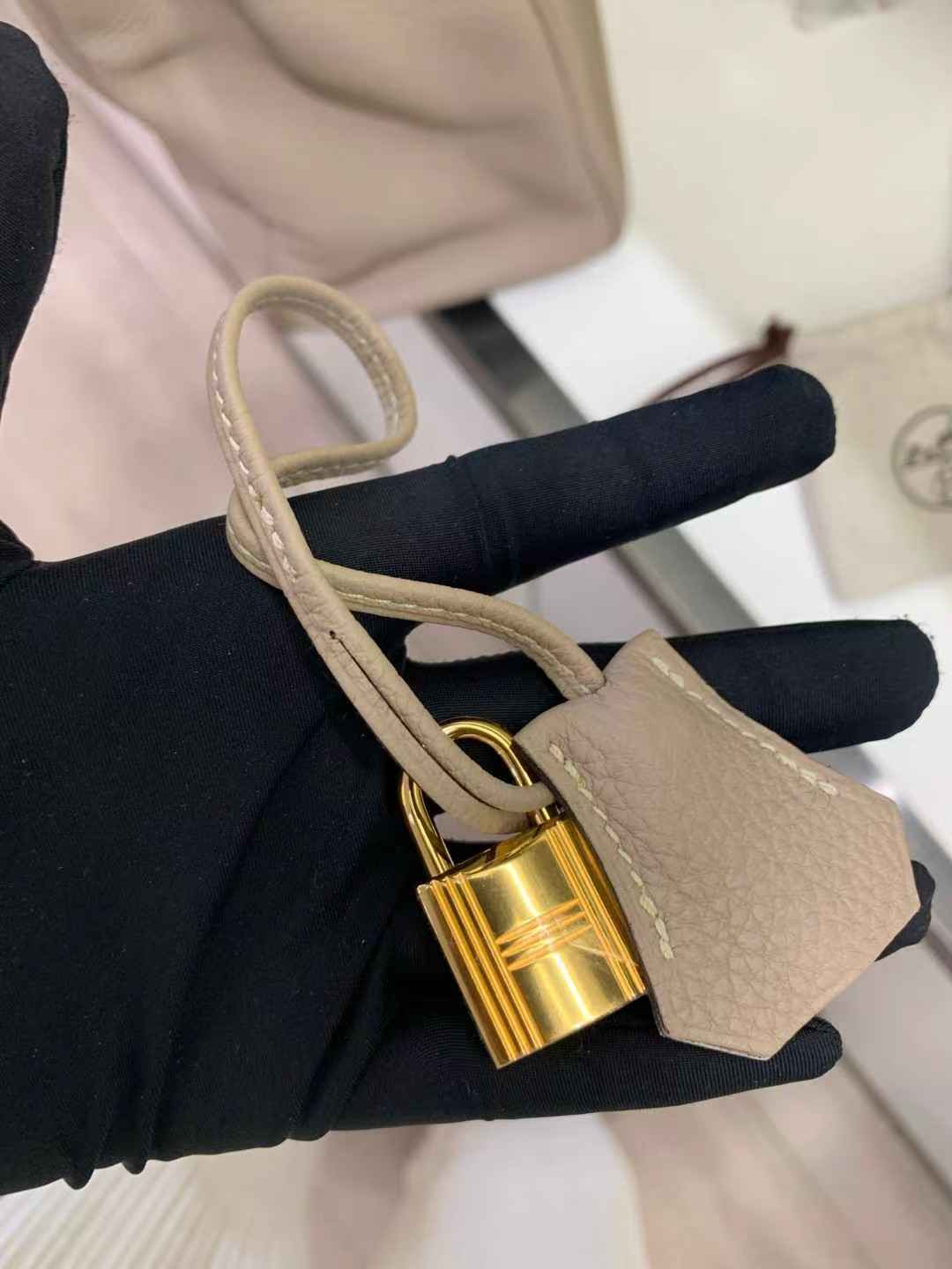 Pre-owned Certified Hermes Kelly 35 Retourne 81 Gris Tourterelle Togo with Golden Hardware, 2015 (T), w/ dust bag, lock&key, strap