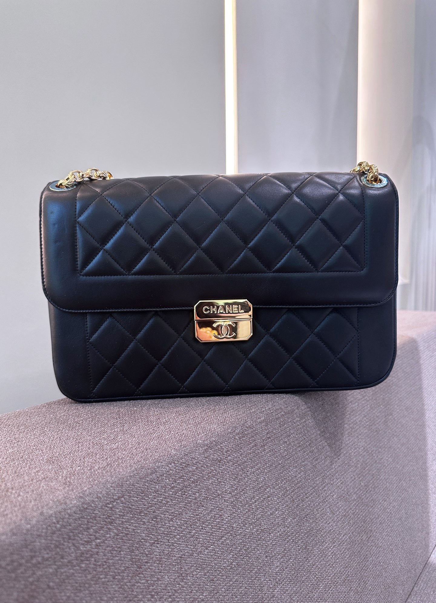 Pre-owned Certified Chanel Chic With Me Flap in Black Lambskin with Golden Hardware, 2014-2015, w/ Full set - Chanel Card, Box, Dust Bag