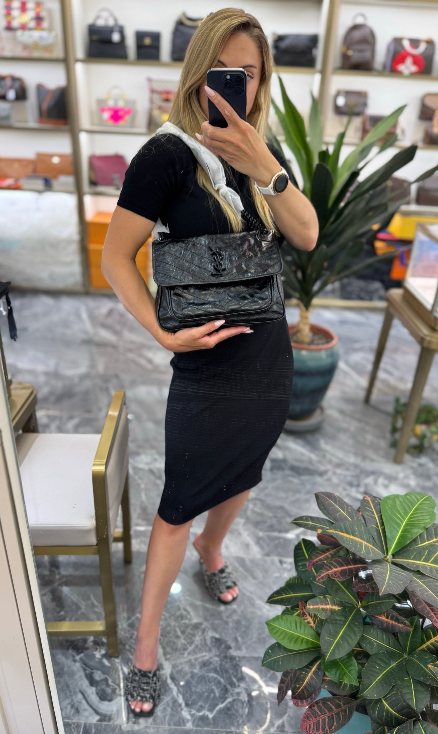 Pre-owned Certified Saint Laurent YSL Niki Medium So Black Shiny Vintage Calfskin, 2019, w/ dust bag