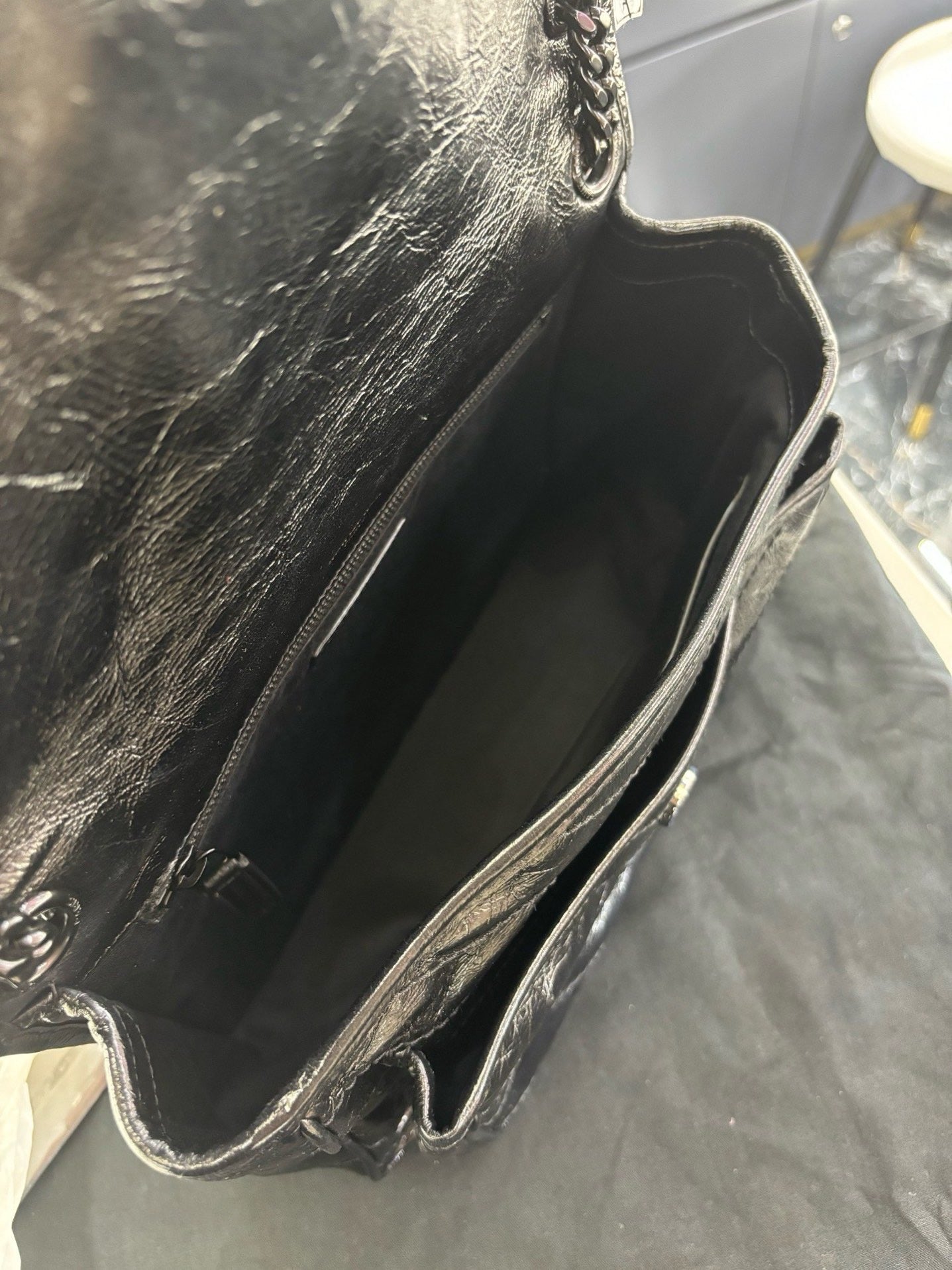 Pre-owned Certified Saint Laurent YSL Niki Medium So Black Shiny Vintage Calfskin, 2019, w/ dust bag