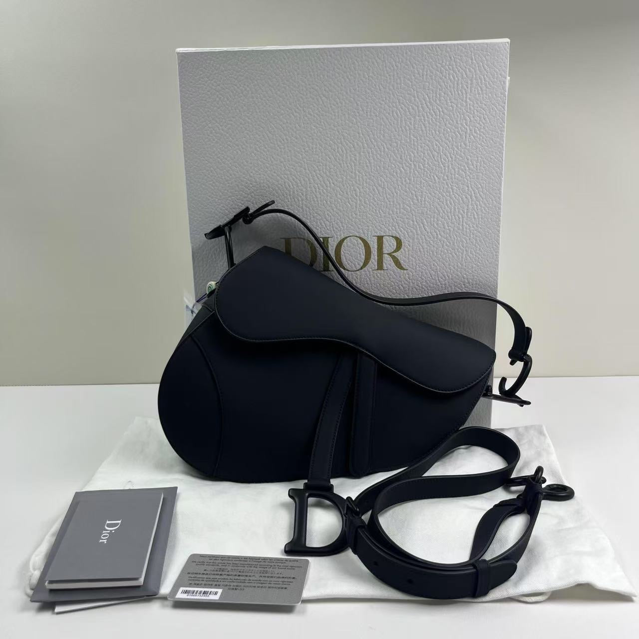 Pre-owned Dior Saddle Medium So Black Matte Calfskin, 2022 new model, Full Set with leather strap