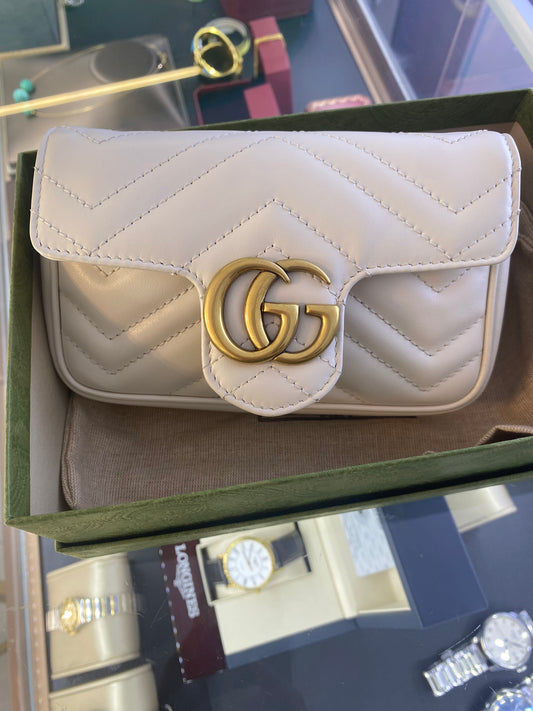 Pre-owned GG Gucci Marmont Flap Supermini White w/ Golden Hardware, A condition