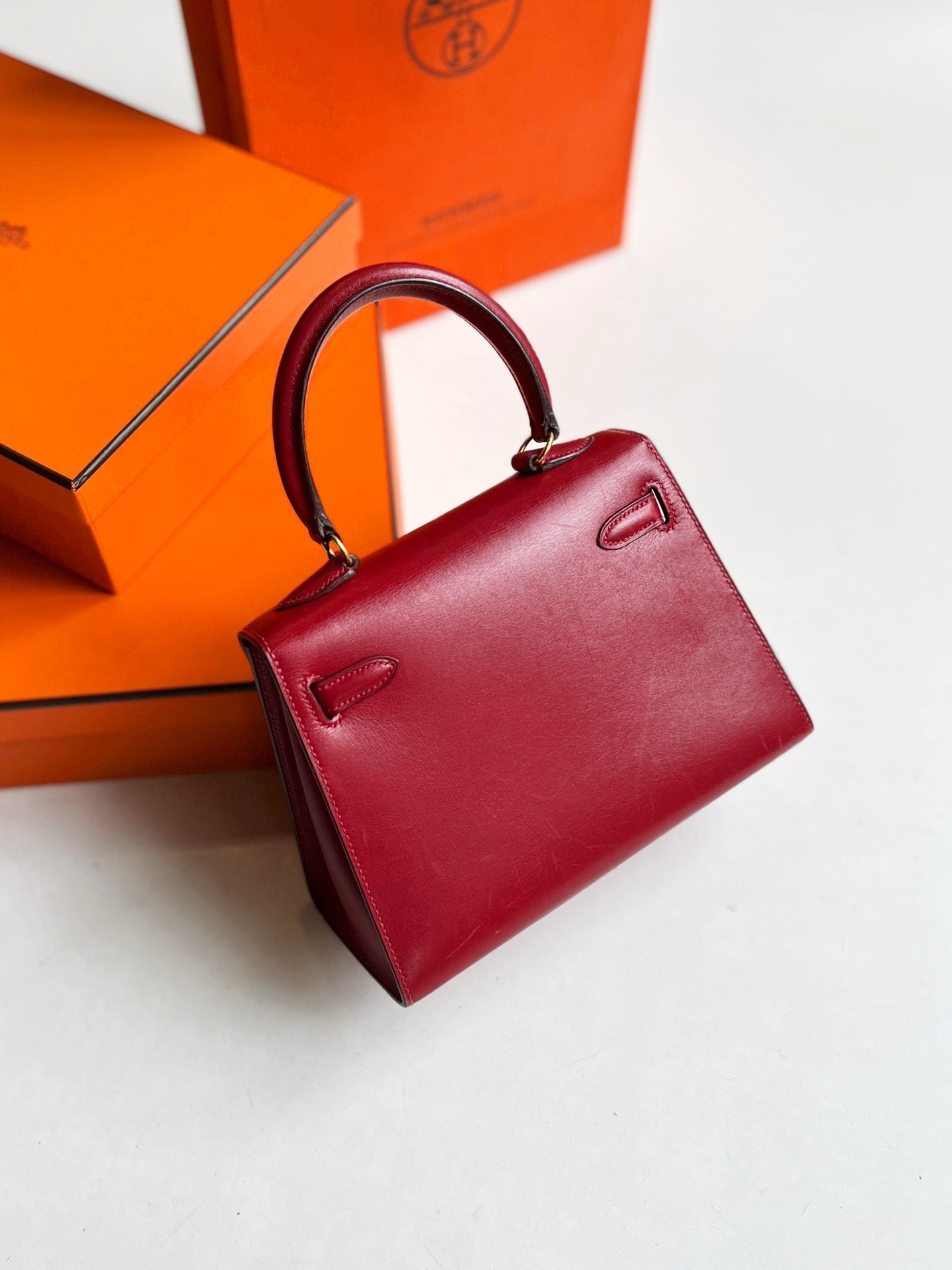 [Rare Bag] Pre-owned Hermes Kelly 20 Rouge Box Leather Golden Hardware, W (in circle, 1993)