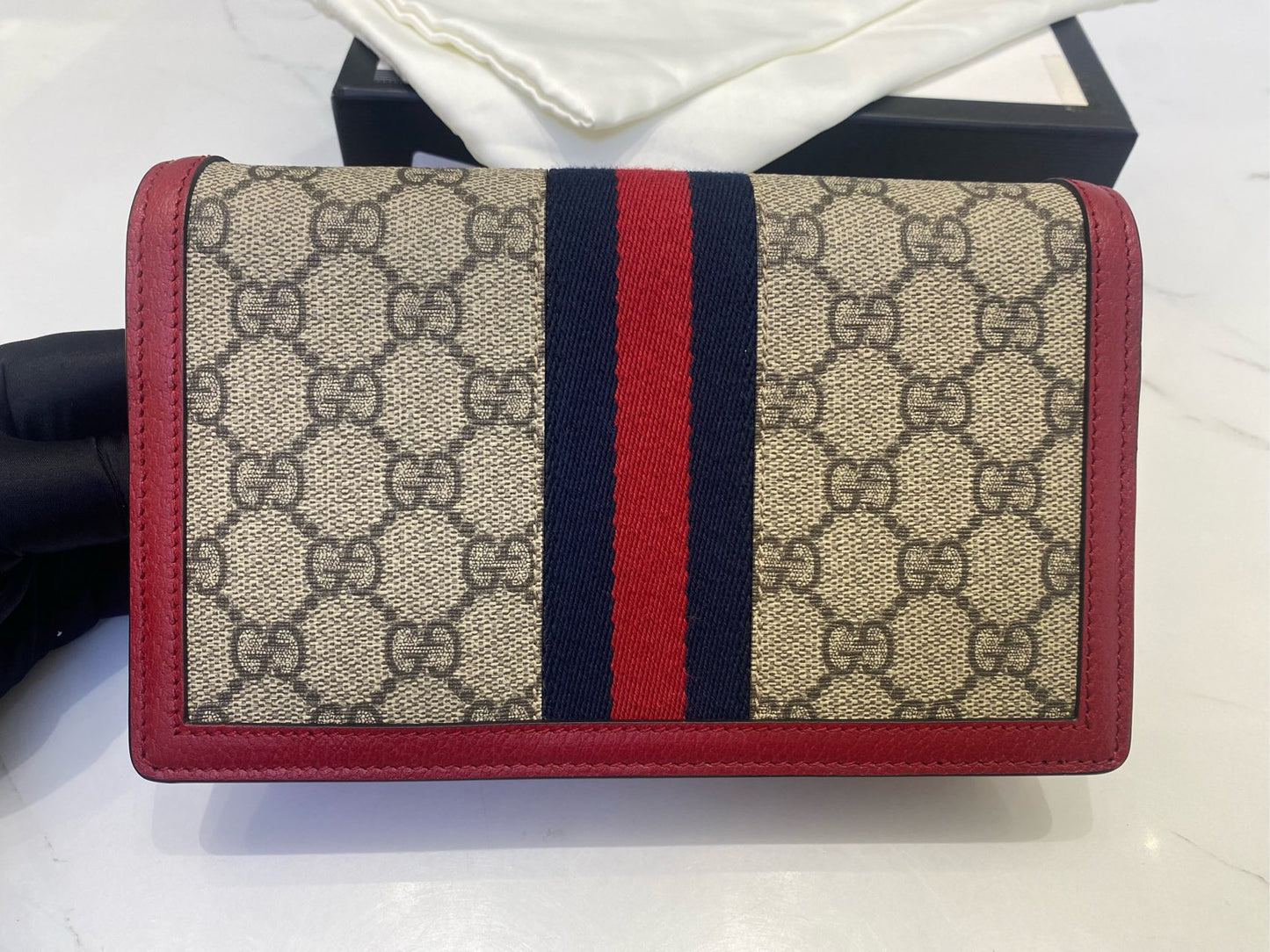 Pre-owned Gucci Queen Margaret WOC Wallet on Chain Red