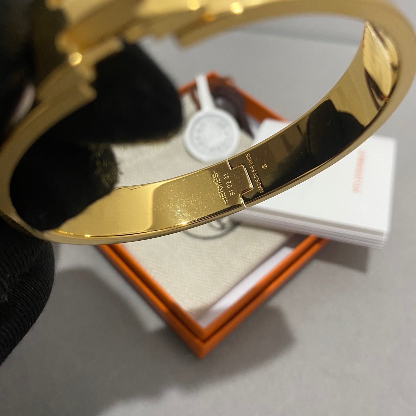 Pre-owned Hermes Clic H Bracelet Marrón Glace