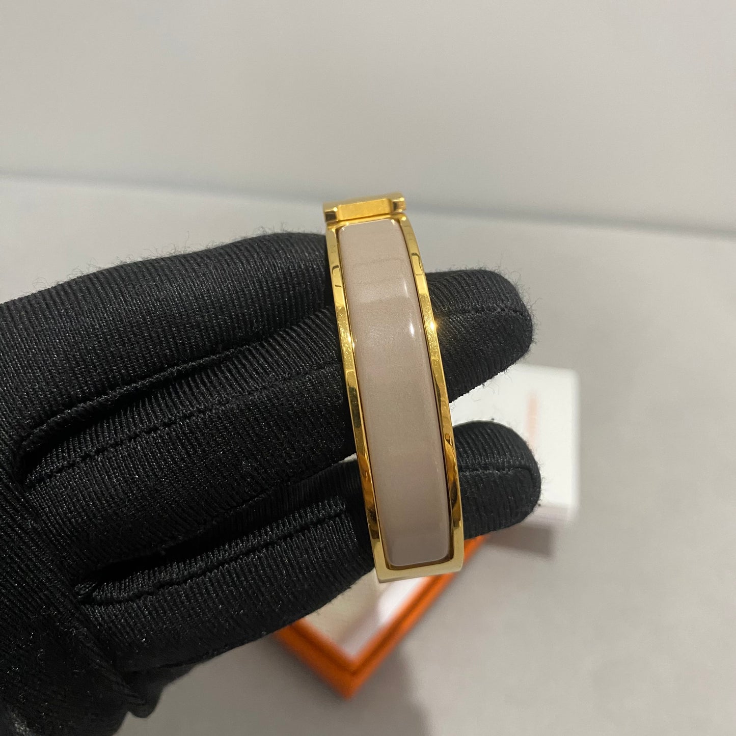 Pre-owned Hermes Clic H Bracelet Marrón Glace