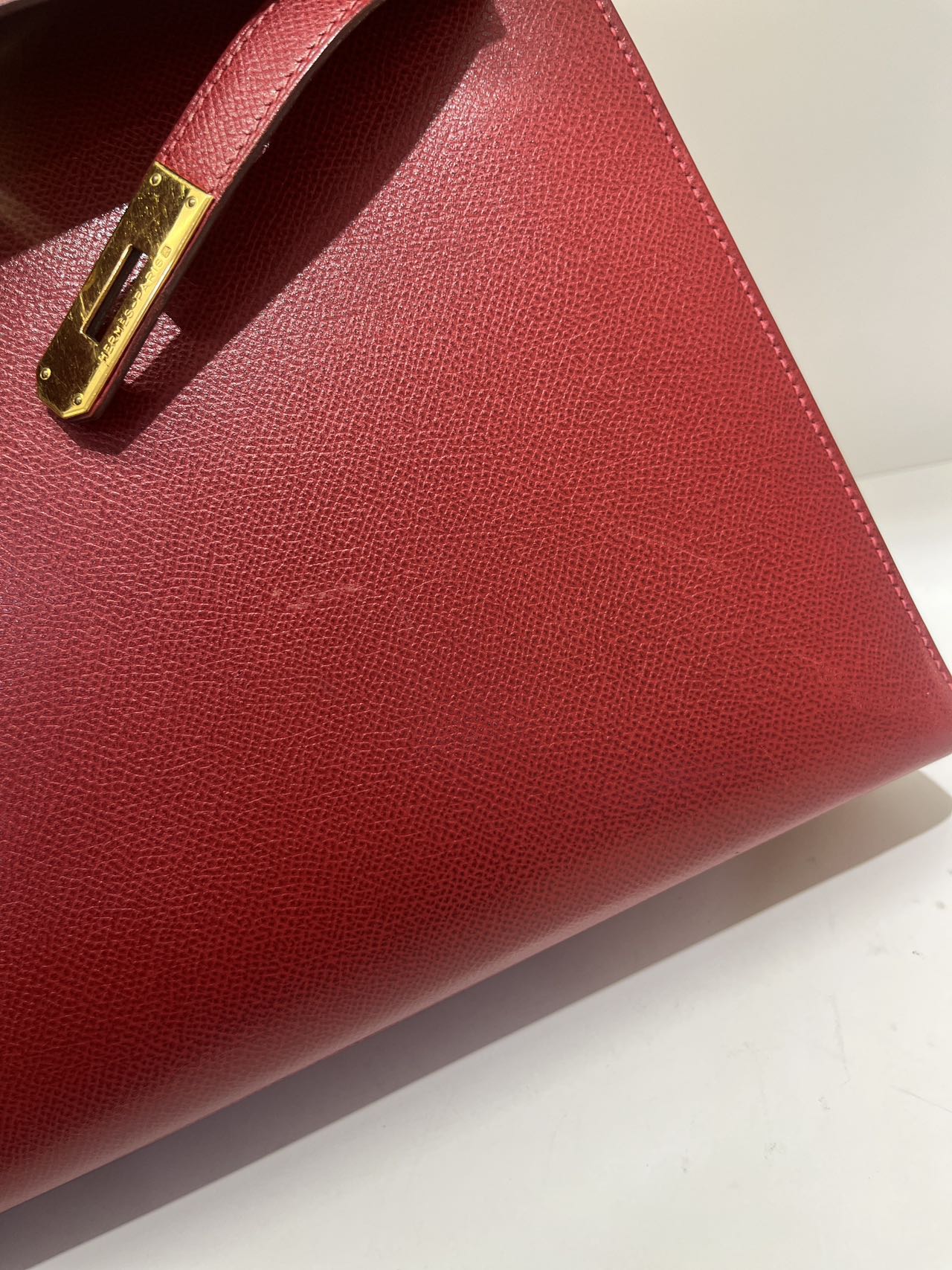 Pre-owned Vintage Hermes Kelly 32 Dark Red Epsom Leather Golden Hardware, 2003, w/ strap, lock&key