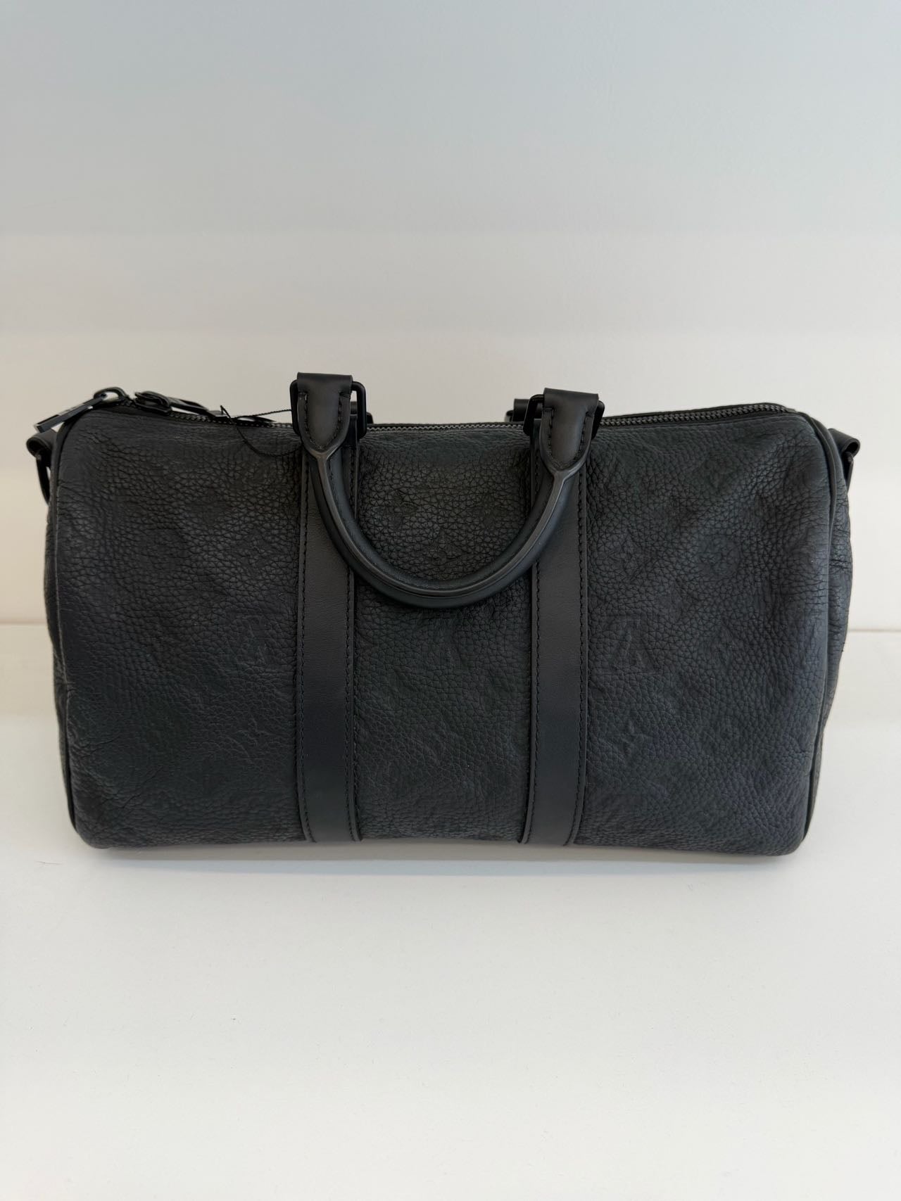 Pre-owned Certified LV Louis Vuitton Keepall 35 in Black Leather with Black Hardware, Microchipped, w/Strap