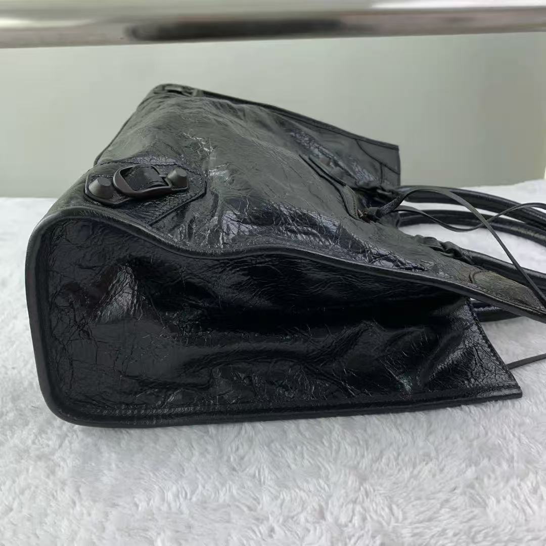 Pre-owned Certified Limited Balenciaga Small Le City Tote in Black Leather with Black Hardware, w/ strap