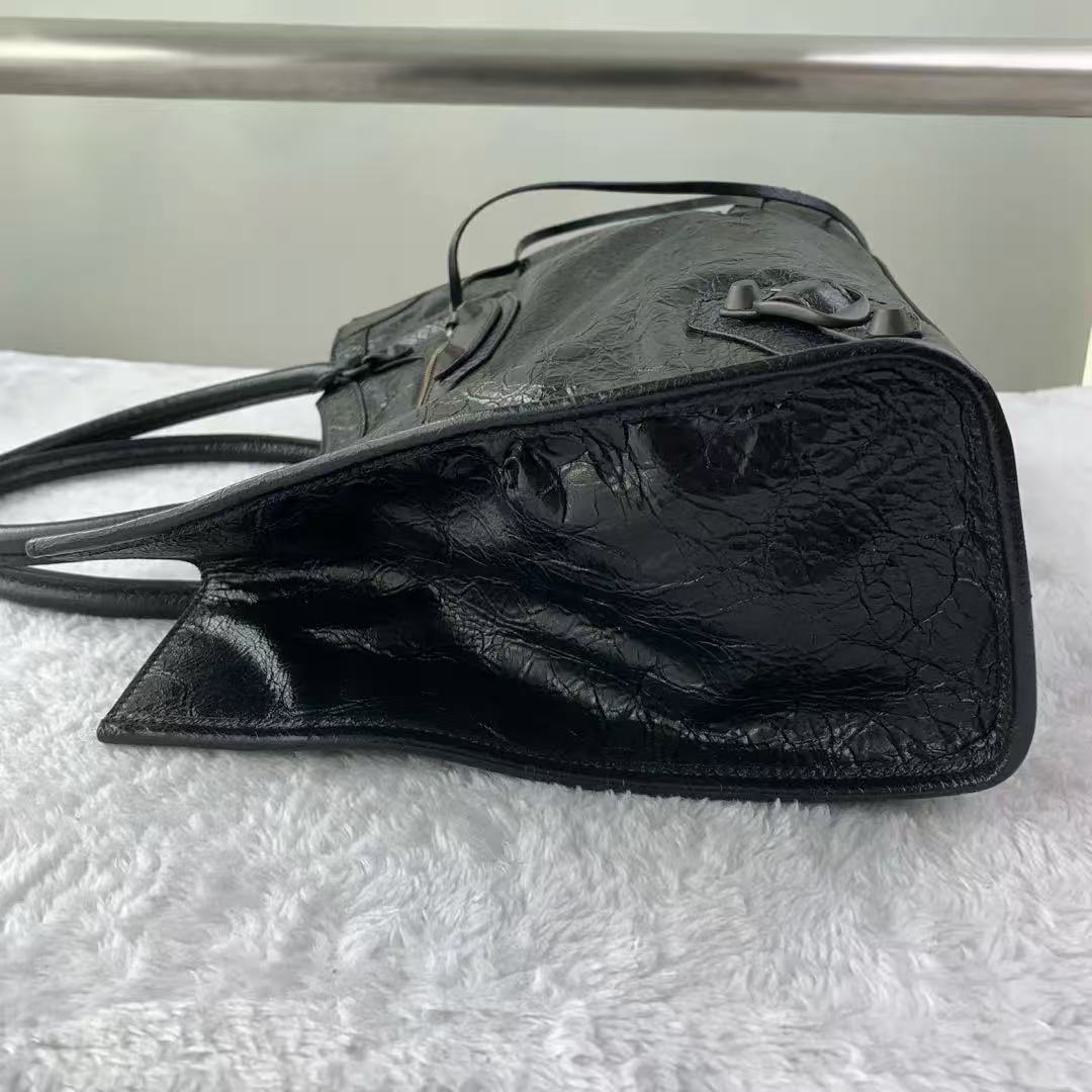 Pre-owned Certified Limited Balenciaga Small Le City Tote in Black Leather with Black Hardware, w/ strap