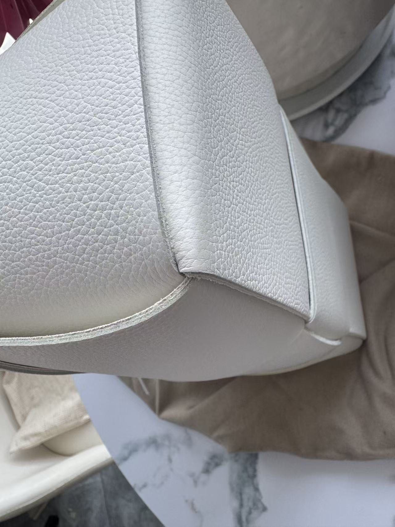 Pre-owned Certified Bottega Veneta BV Small Arco Tote in White Lambskin, w/ dust bag