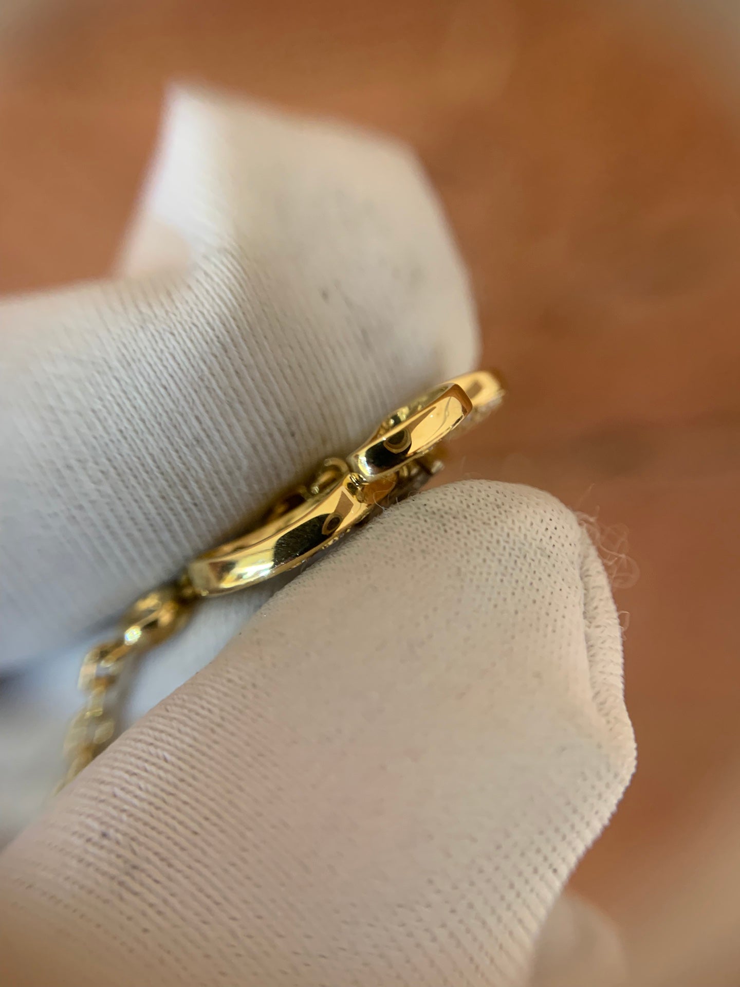 Pre-owned Certified VCA Van Cleef & Arpels Two Butterfly Necklace Gold with Diamonds, 2021, w/ box, certificate