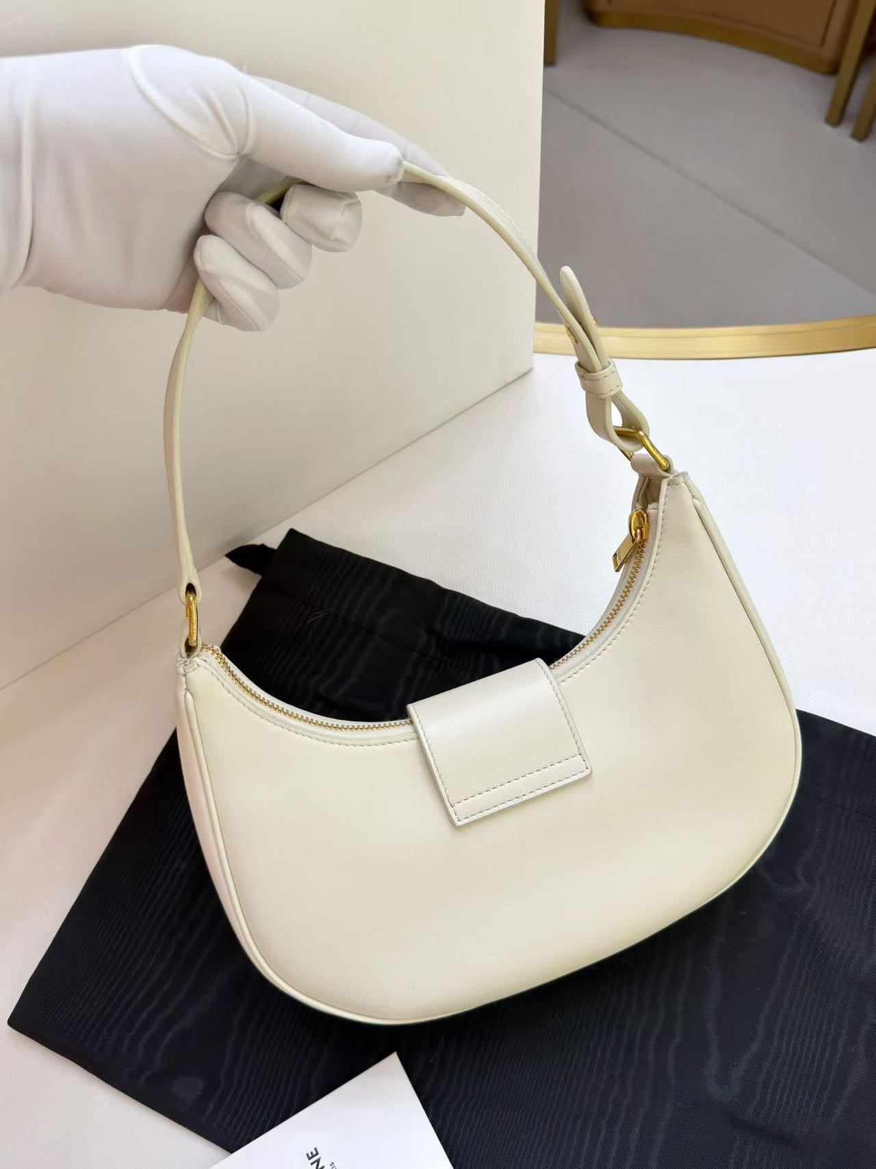 Pre-owned Certified Celine Medium Ava Triomphe Bag in White Calfskin with Golden Hardware, w/ dust bag