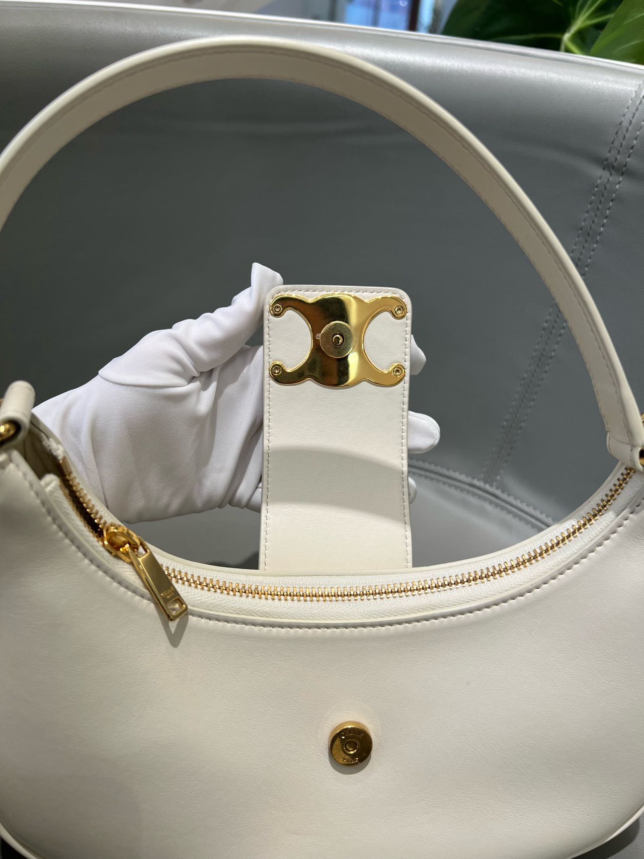 Pre-owned Certified Celine Medium Ava Triomphe Bag in White Calfskin with Golden Hardware, w/ dust bag