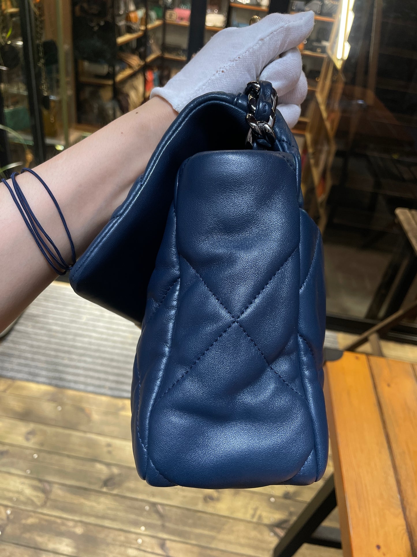Pre-owned Certified Chanel 19Bag Medium / Large Navy Blue with Golden Hardware, Microchipped, Full Set